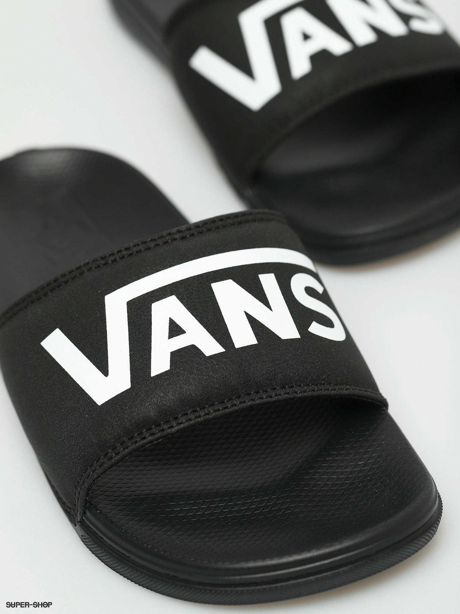 vans sliders black