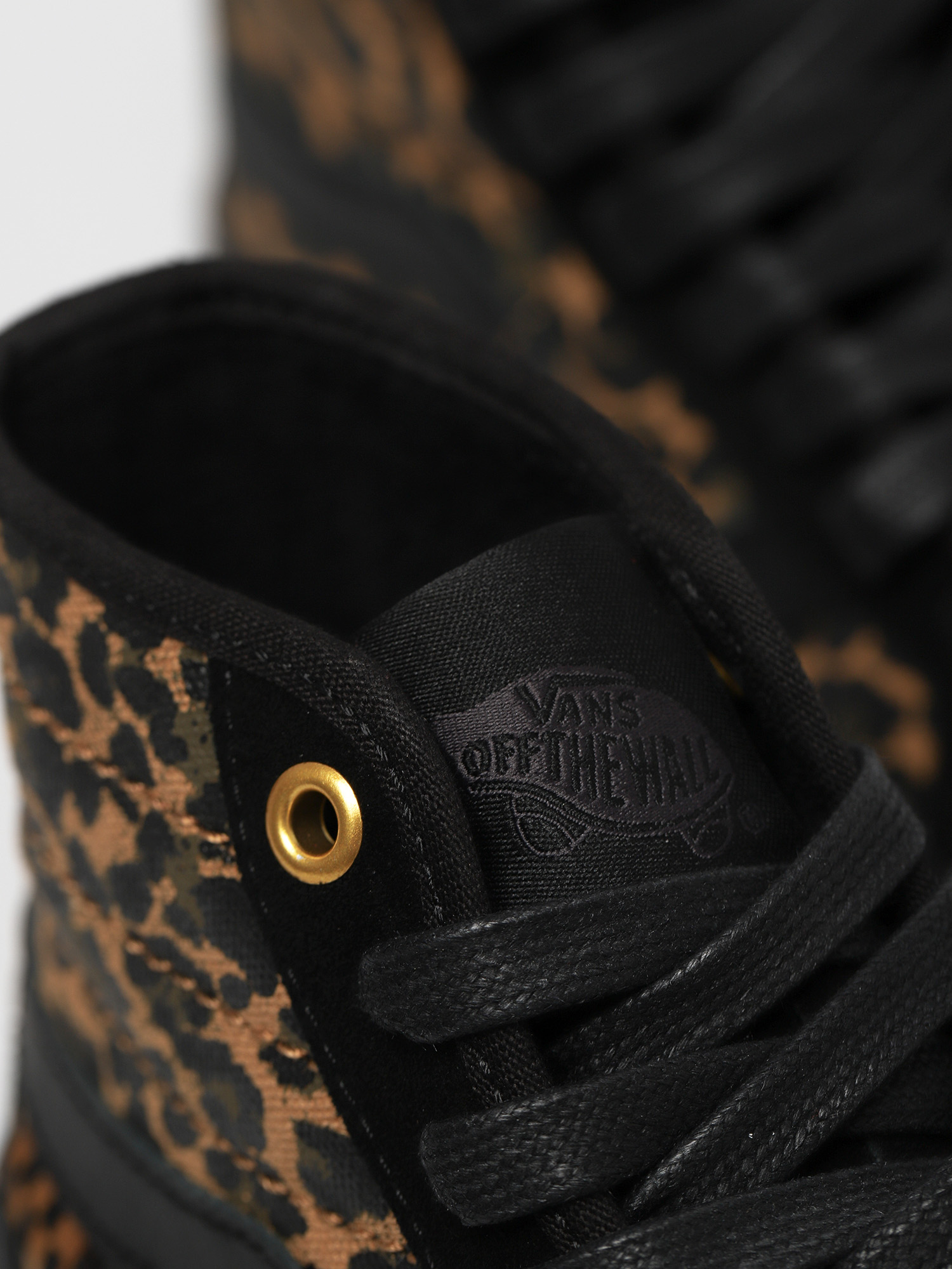 Vans Skate Sk8 Hi Decon Shoes (cher strauberry/cheetah)