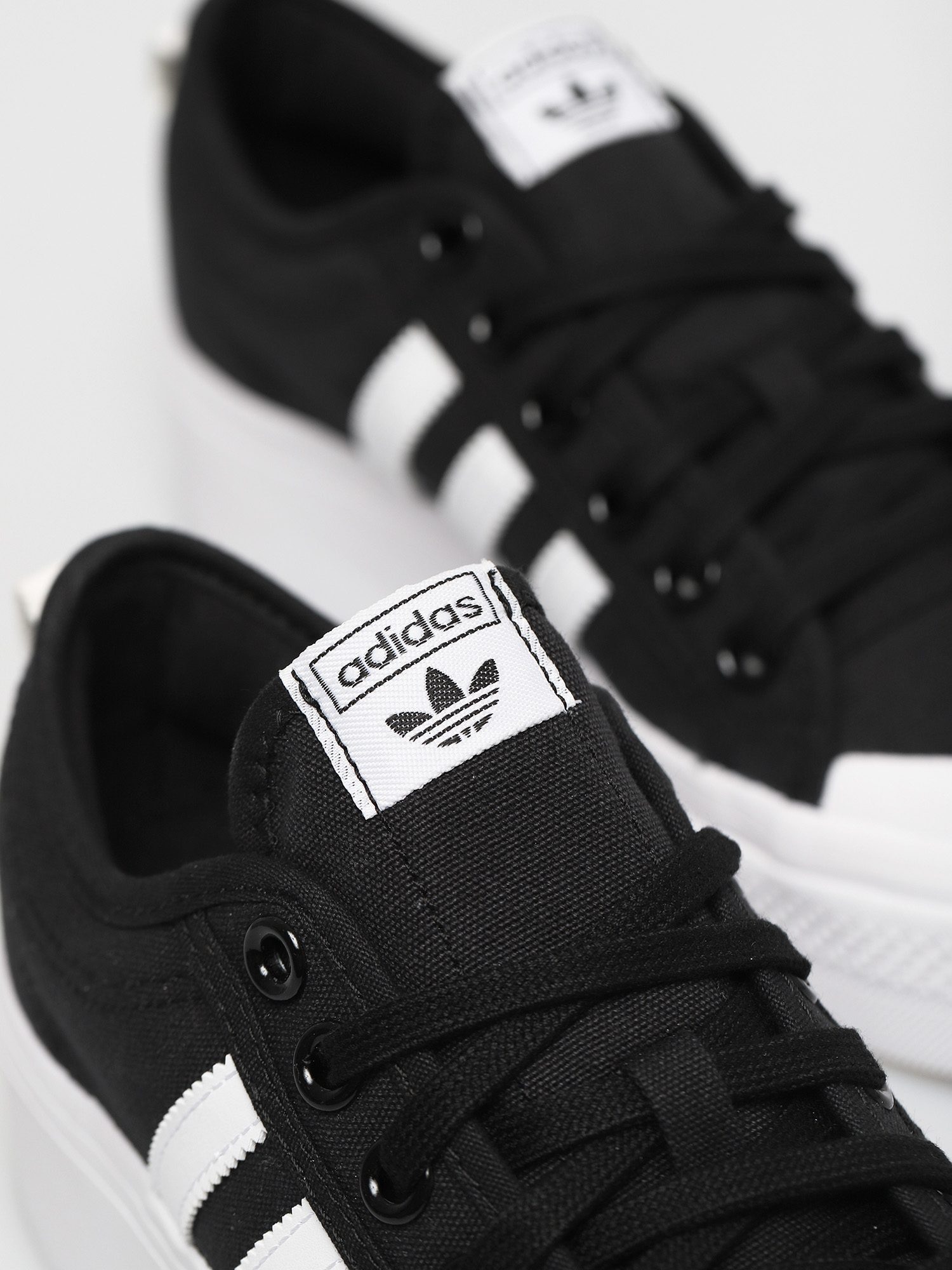 adidas Originals Nizza Platform Shoes Wmn (cblack/cwhite/cwhite)