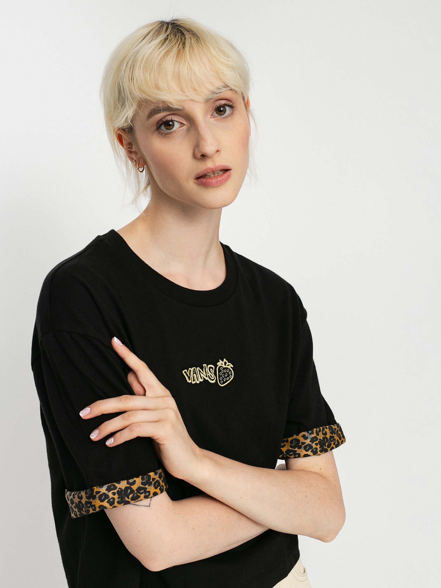 Vans Strauberry Boxy T-shirt Wmn (black)