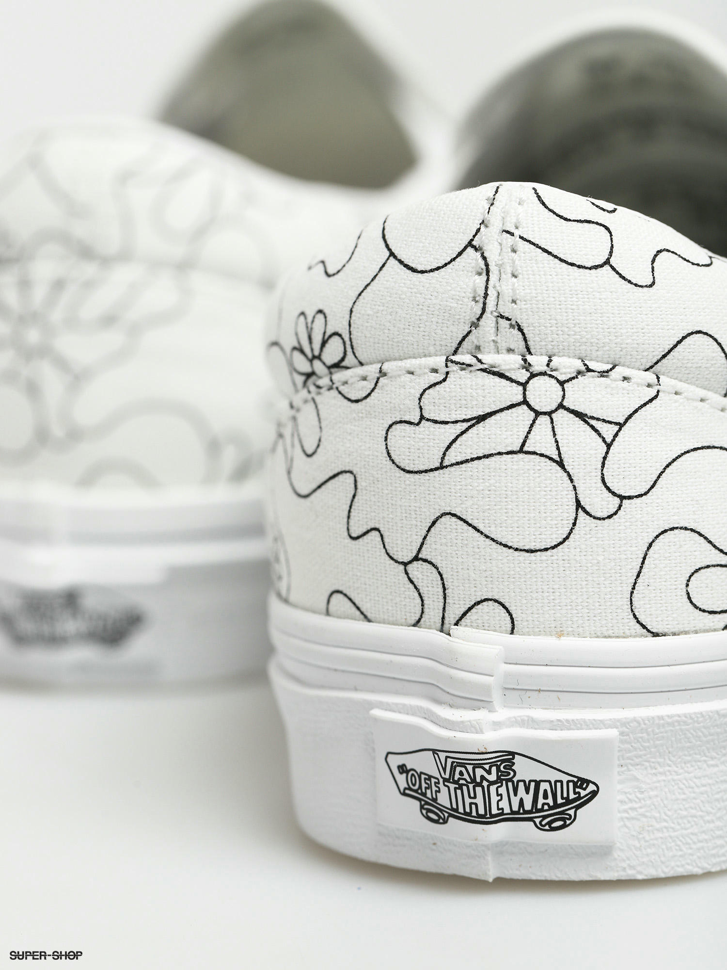 vans white camo shoes