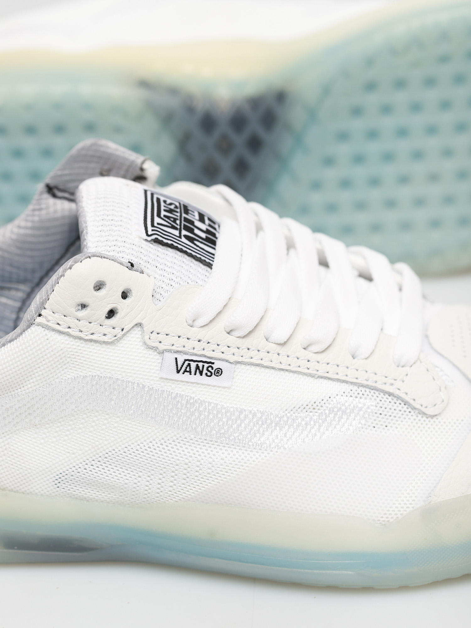 vans ultimate waffle white