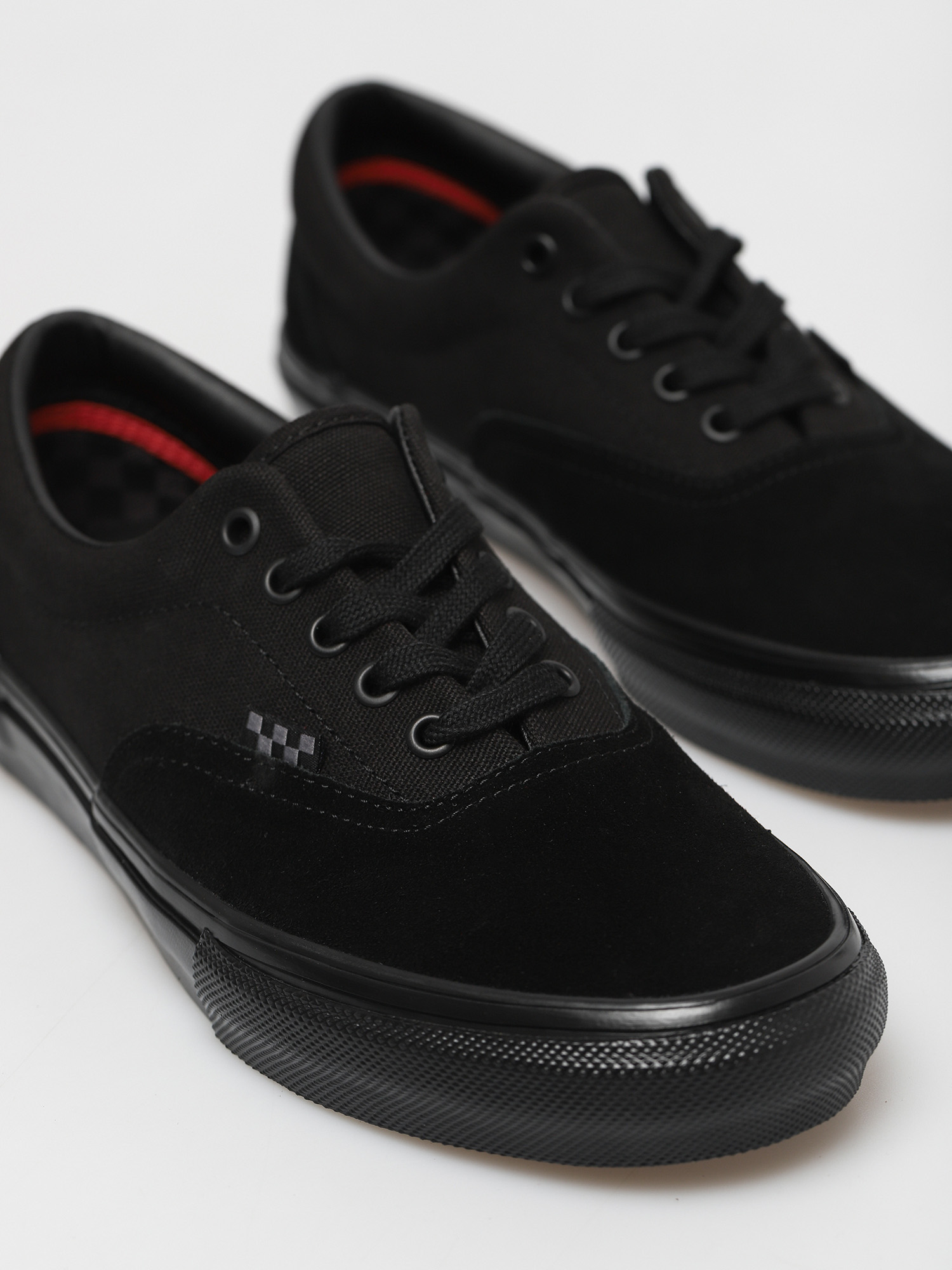 Vans era deals all black