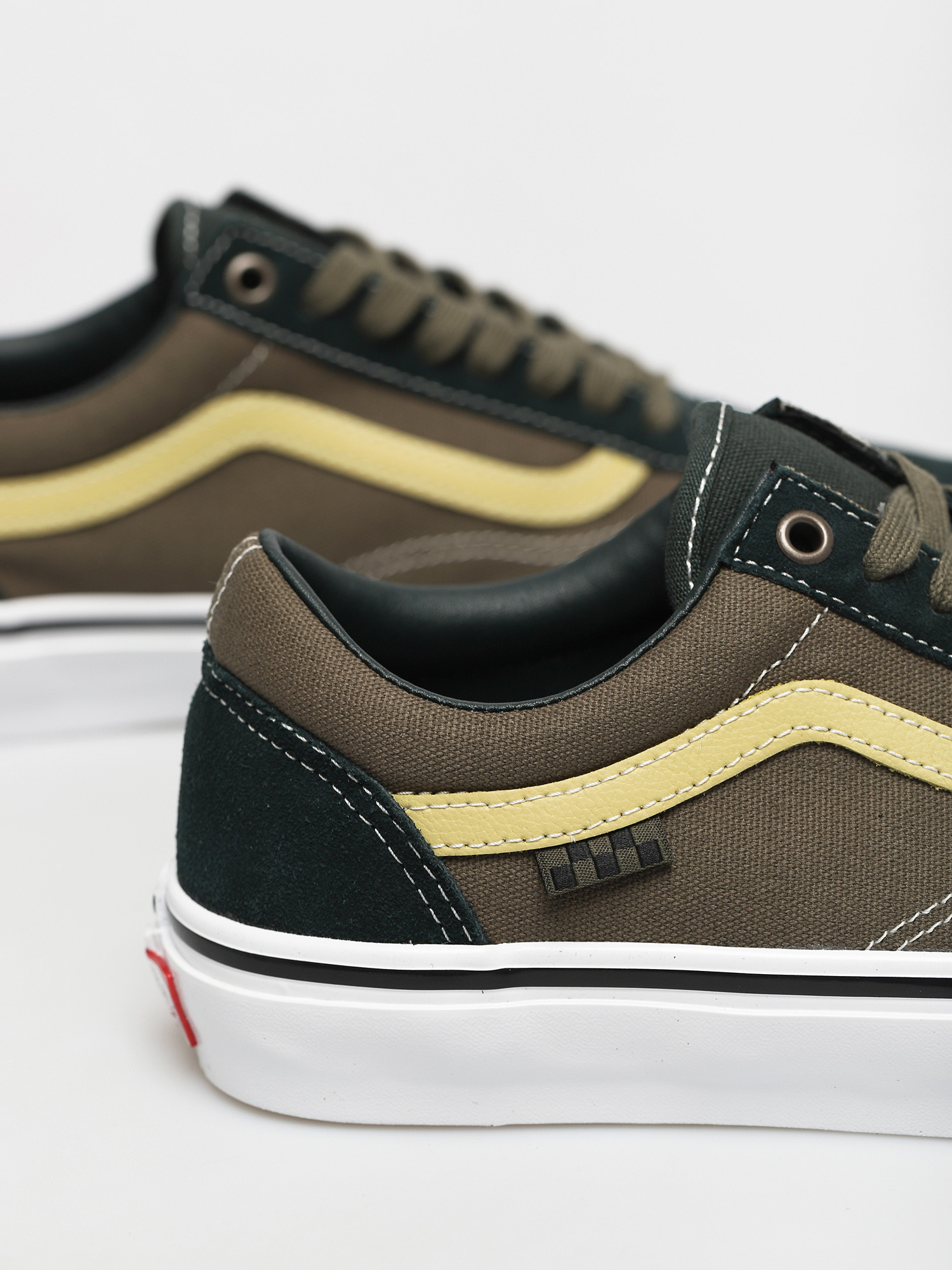 vans old skool scarab