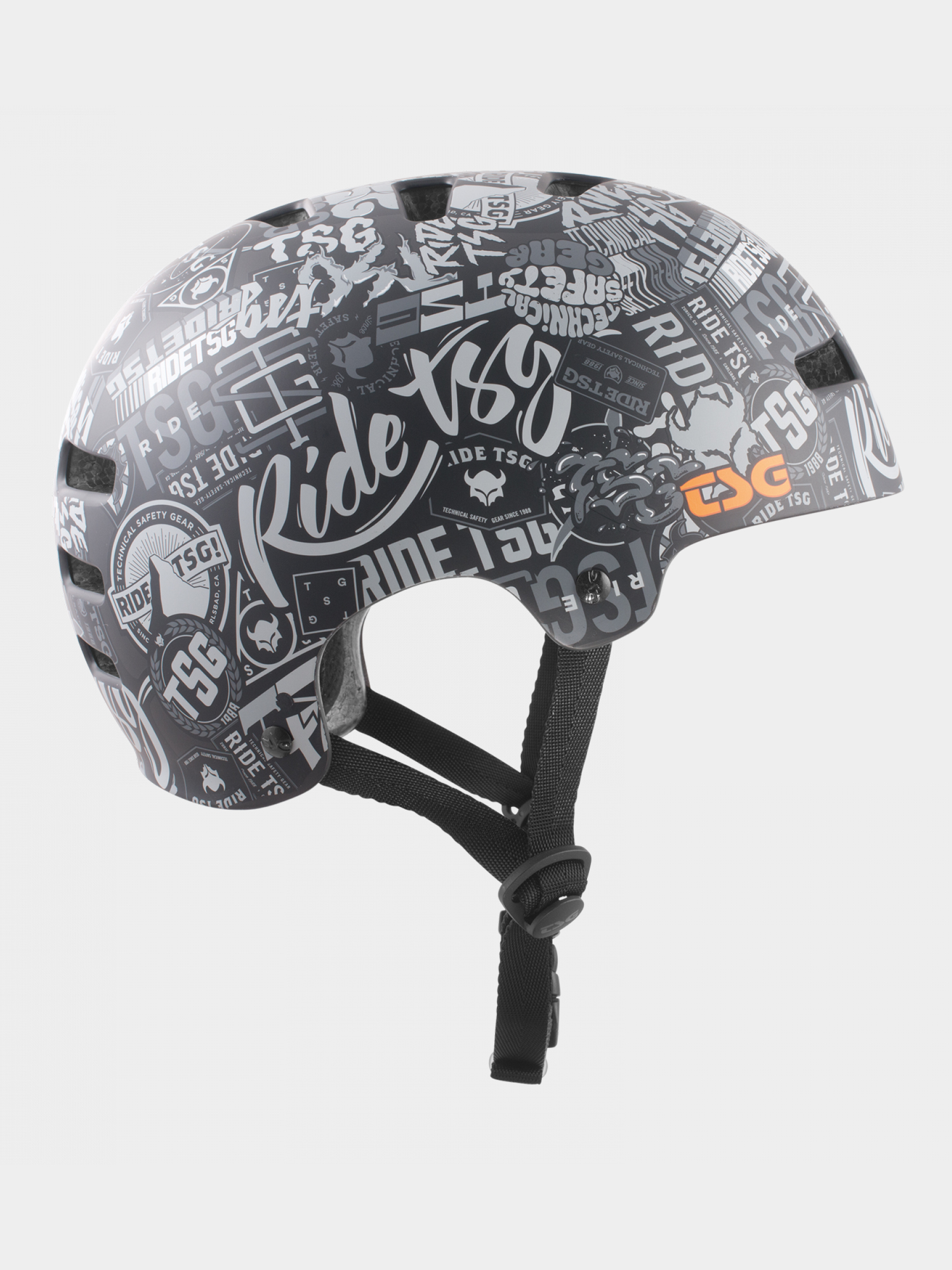 TSG Evolution Graphic Design Helm (stickerbomb)