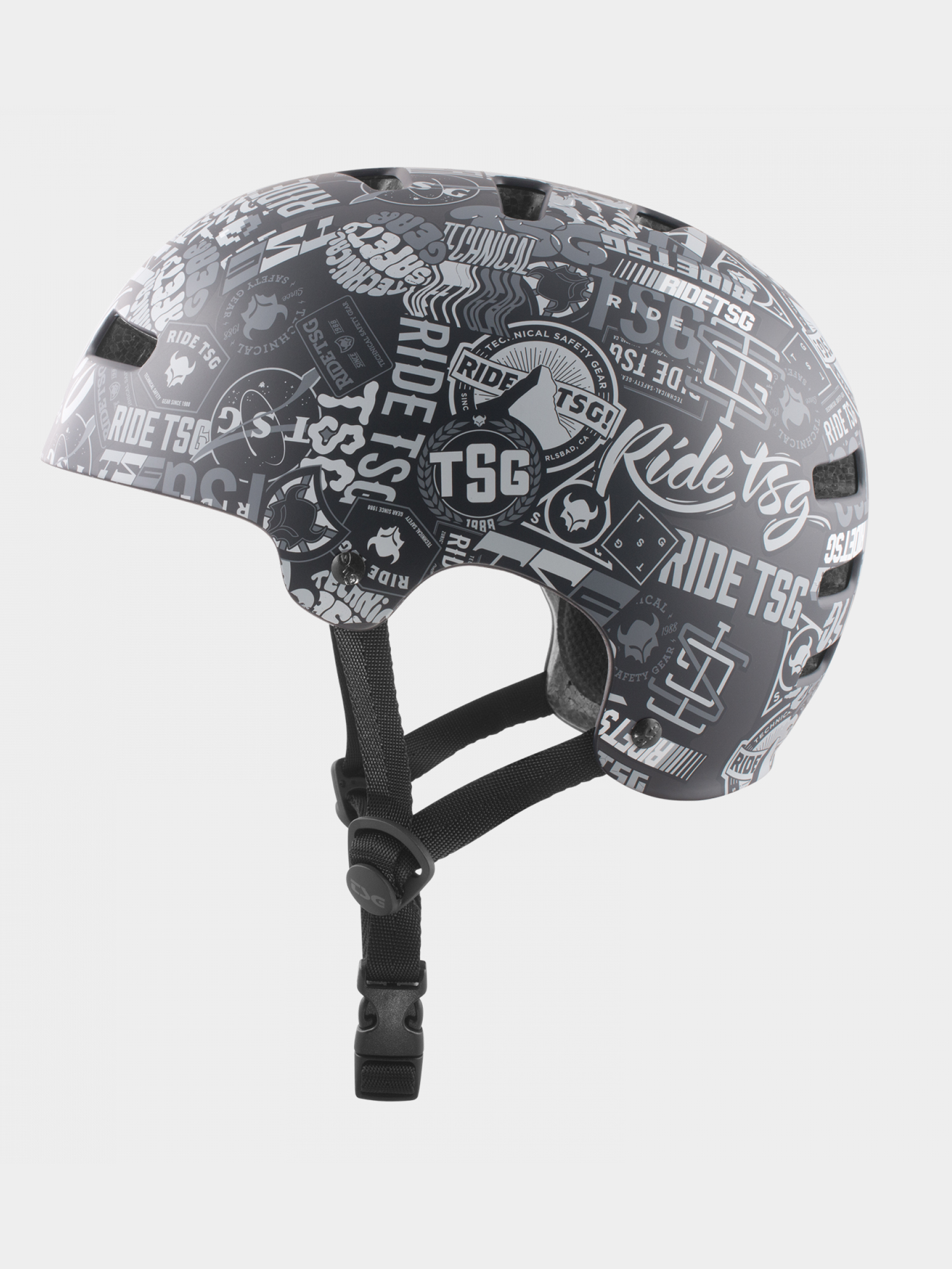 TSG Evolution Graphic Design Helm (stickerbomb)