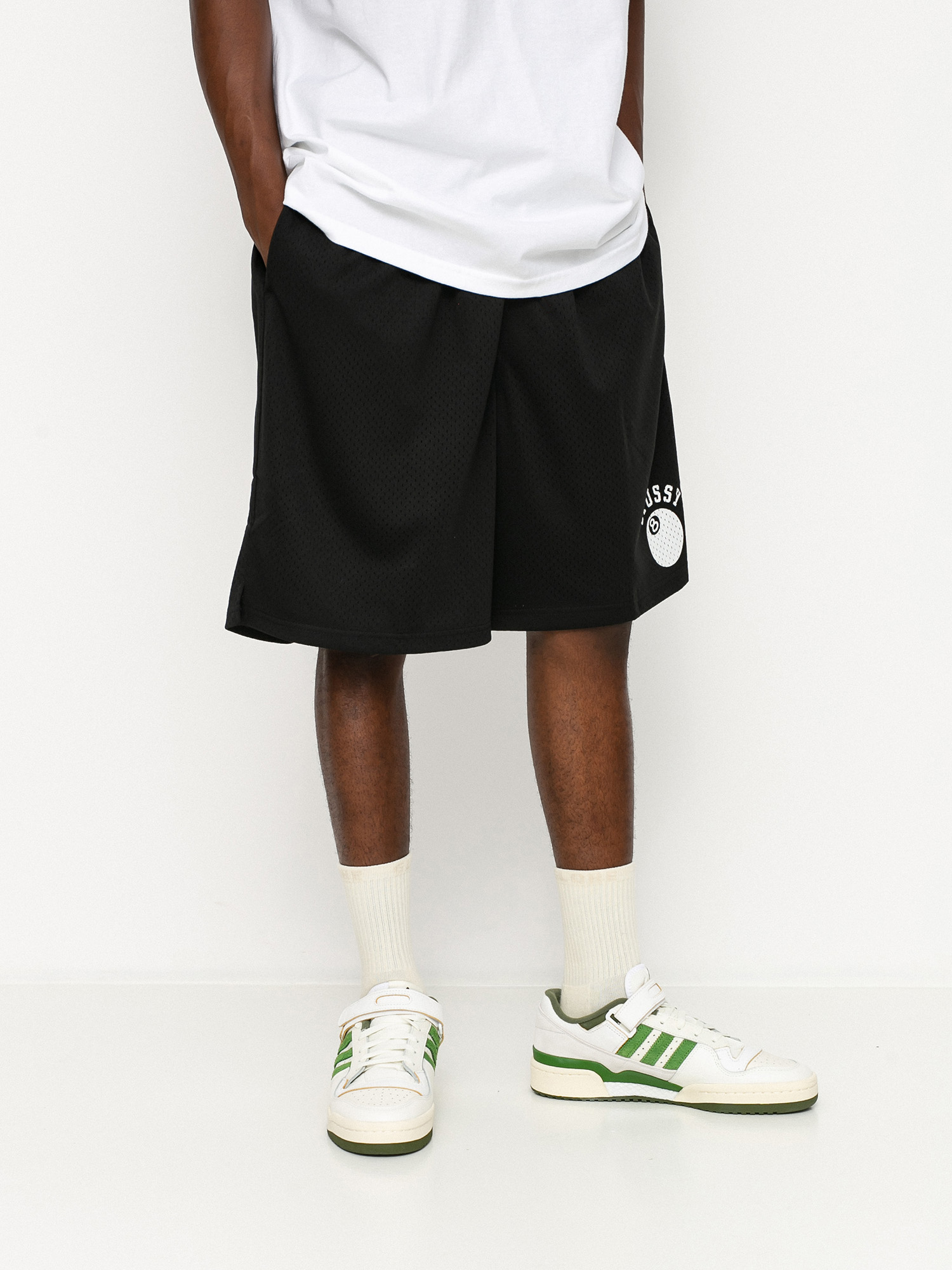 Stussy 8 Ball Mesh Shorts (black)