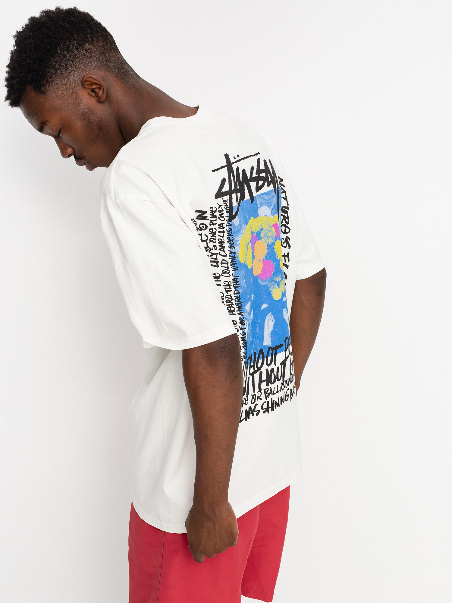 Stussy Camellias Pig. Dyed T-shirt 