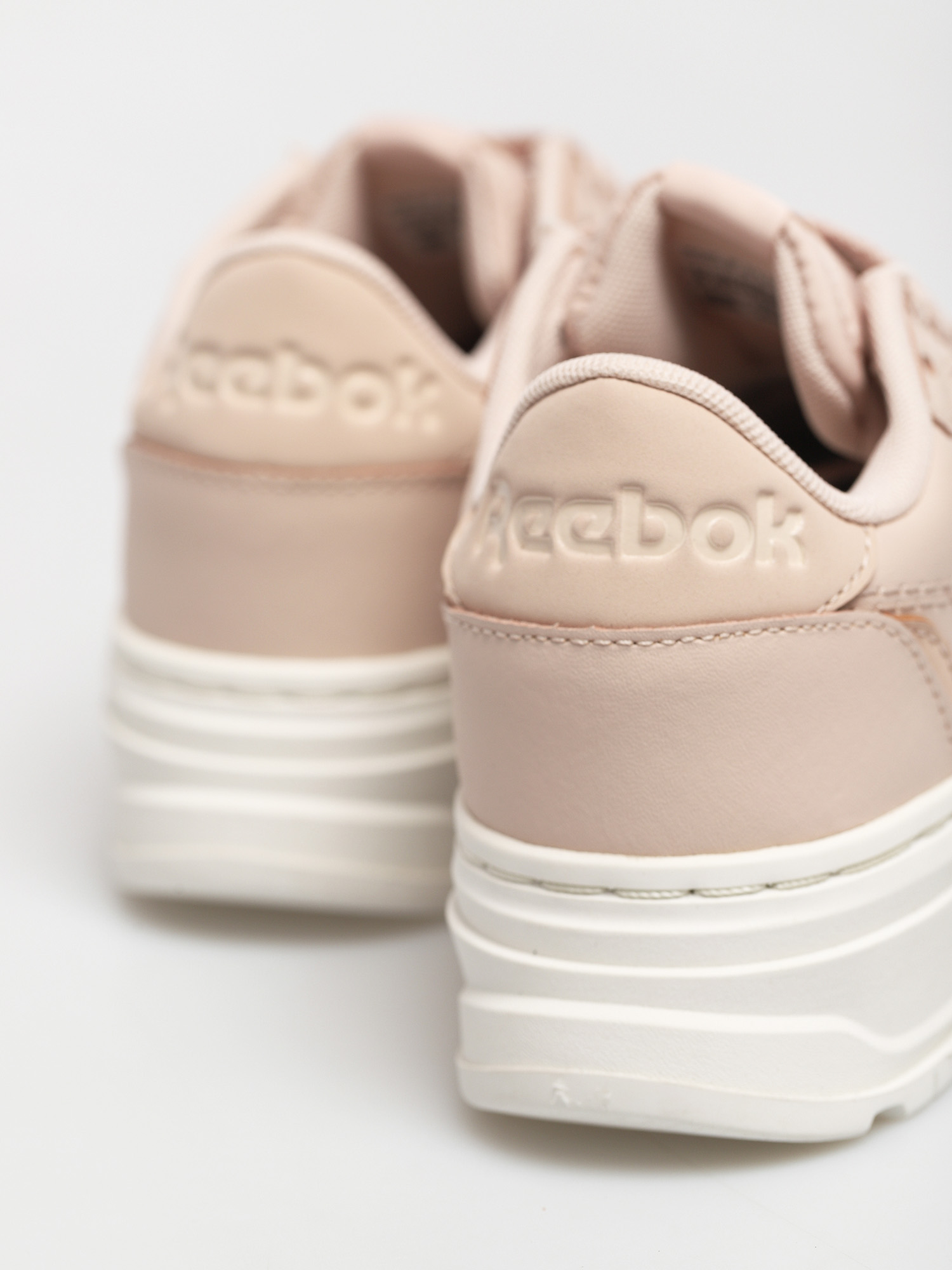 Reebok Club C Double Geo Shoes Wmn (sofecr/sofecr/chalk)