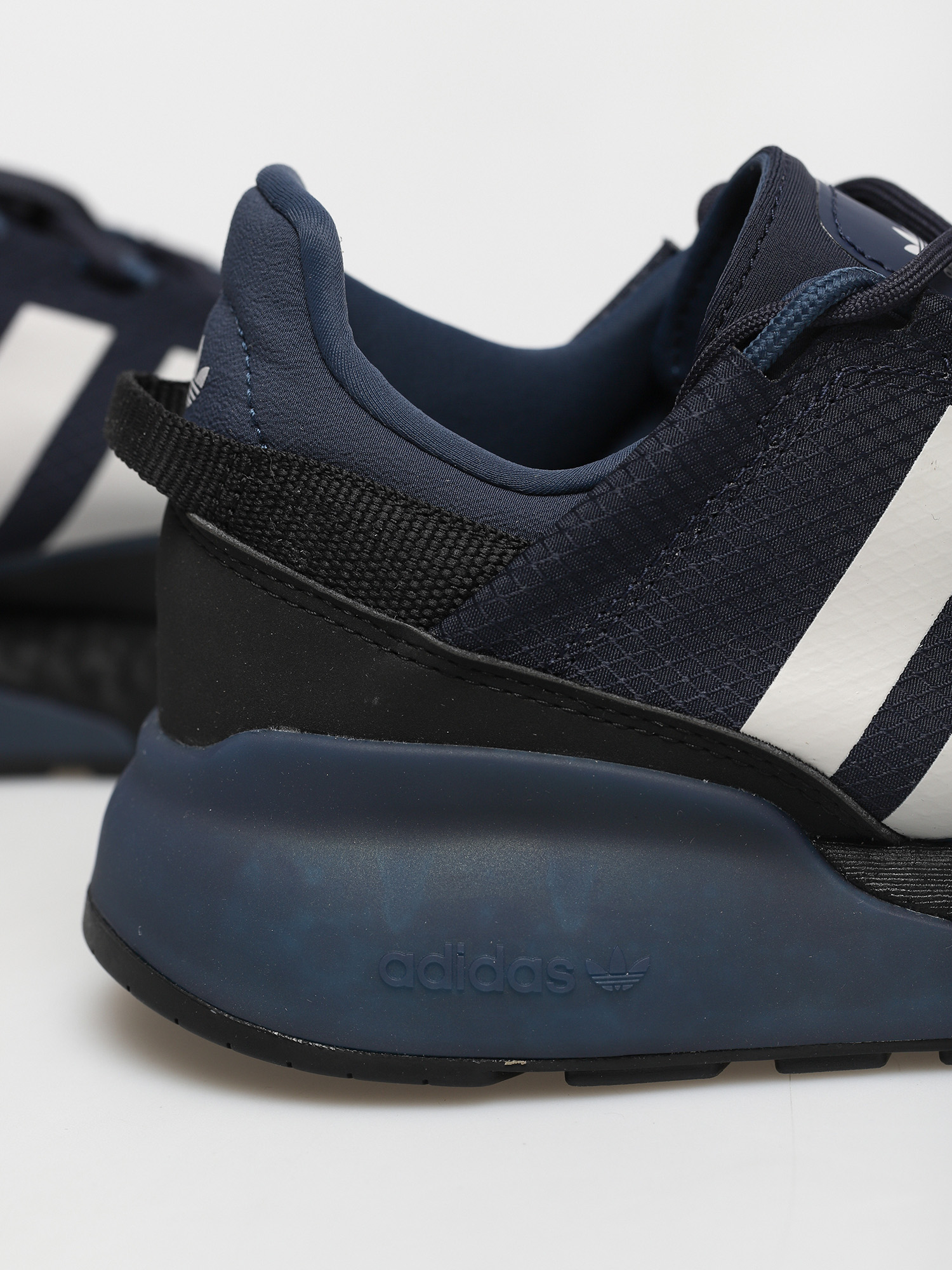 adidas Originals ZX 2K Boost Pure Schuhe (legink/greone/cblack)