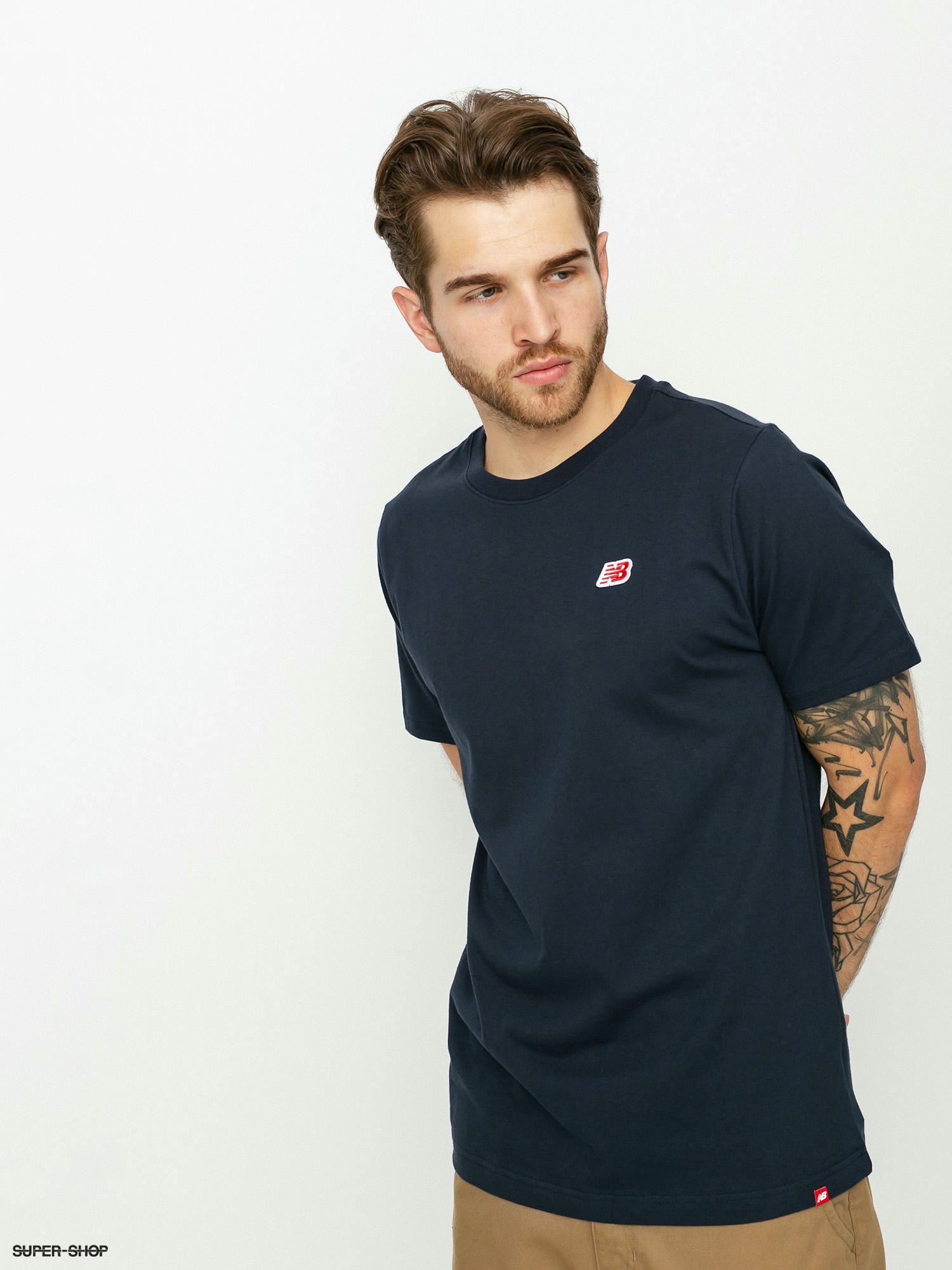 new balance small logo t shirt