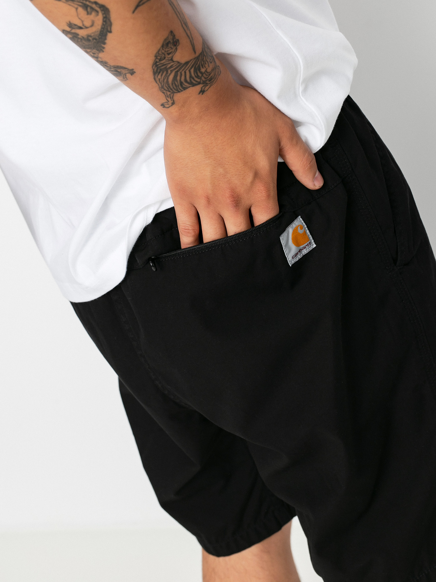 Carhartt WIP Clover Shorts (black)