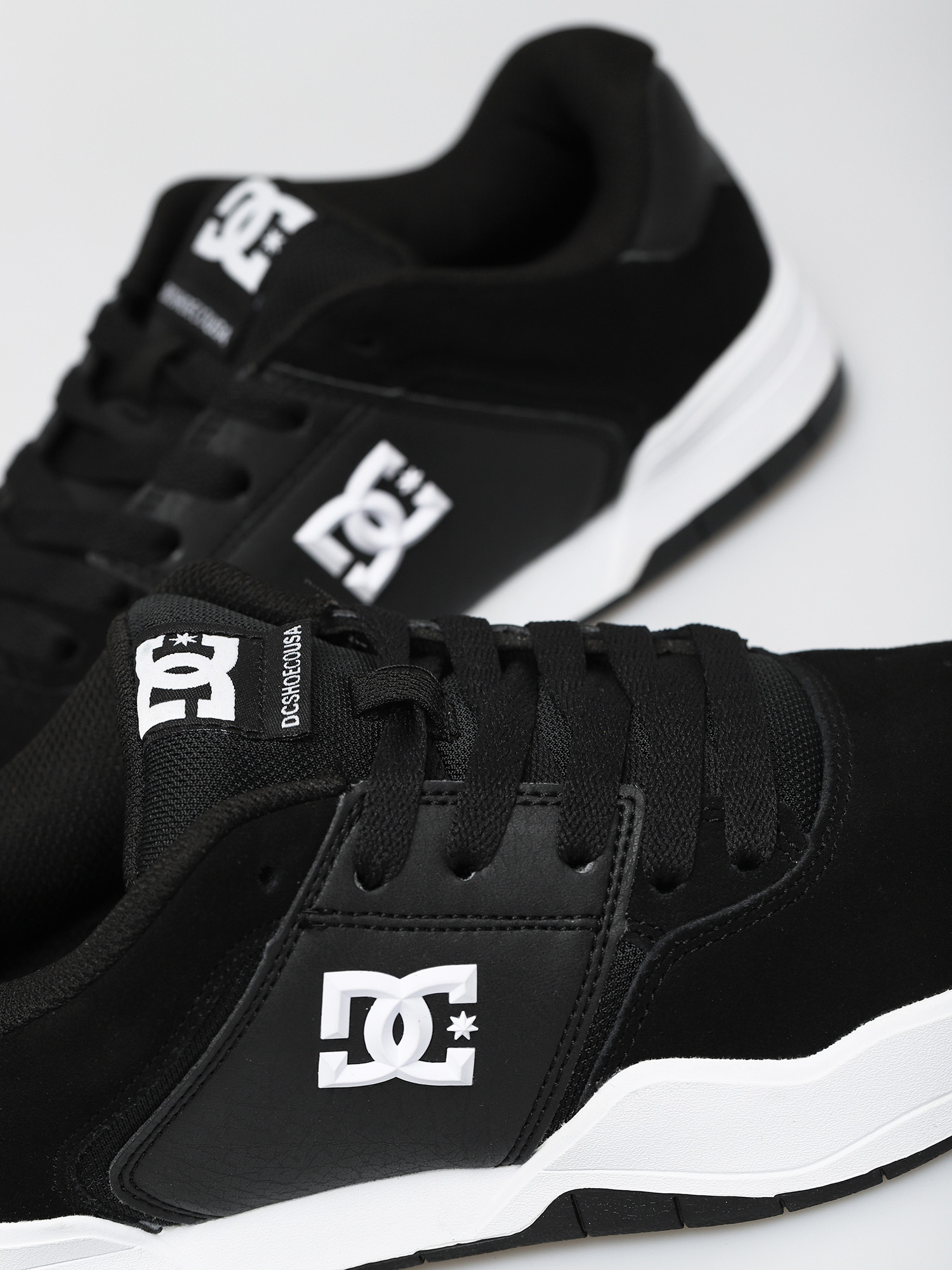 DC Central Shoes (black/white)