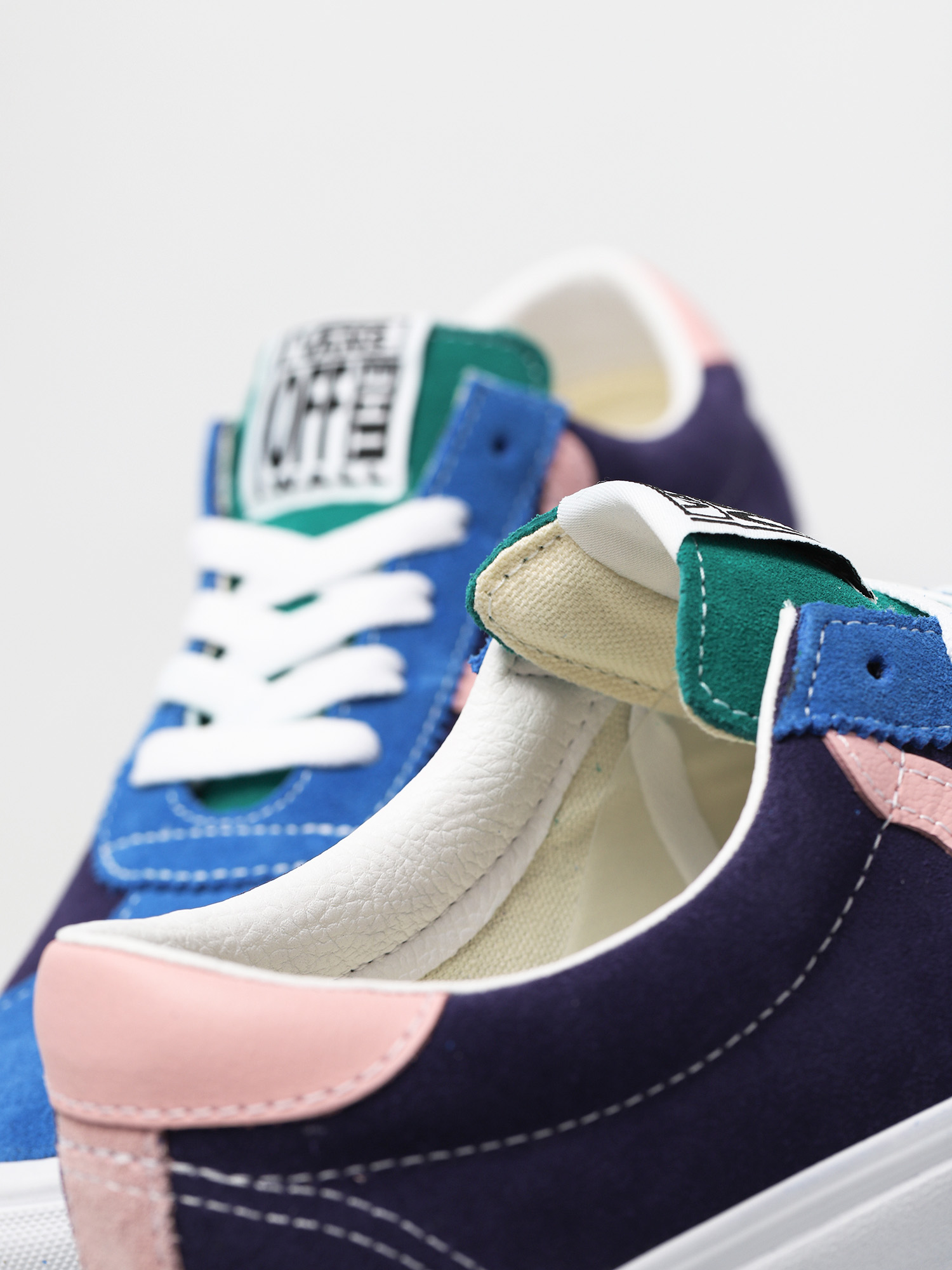 Vans Sport Shoes (retro court/multi/tr wht)