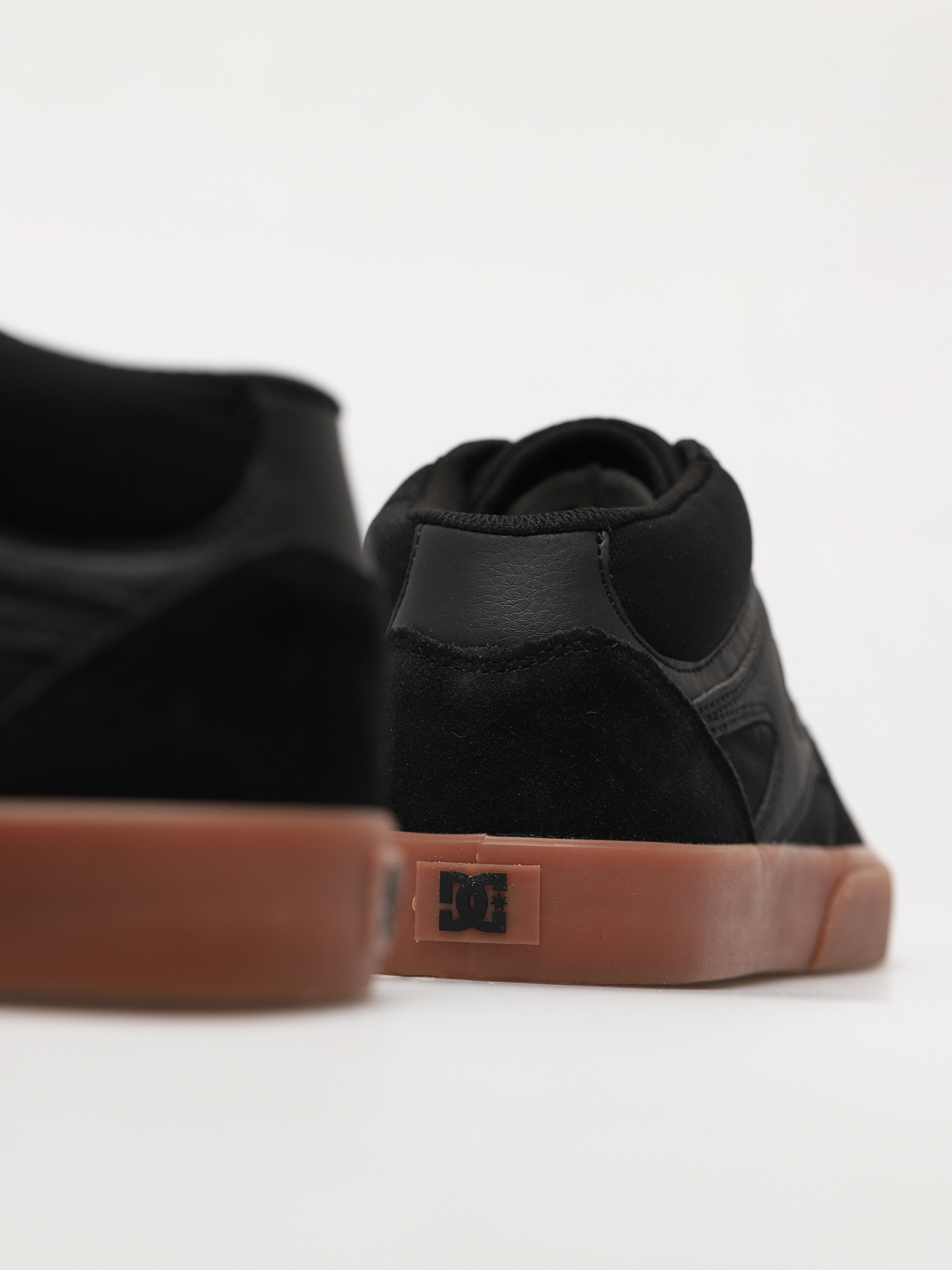 DC Kalis Vulc Mid Shoes (black/black/gum)