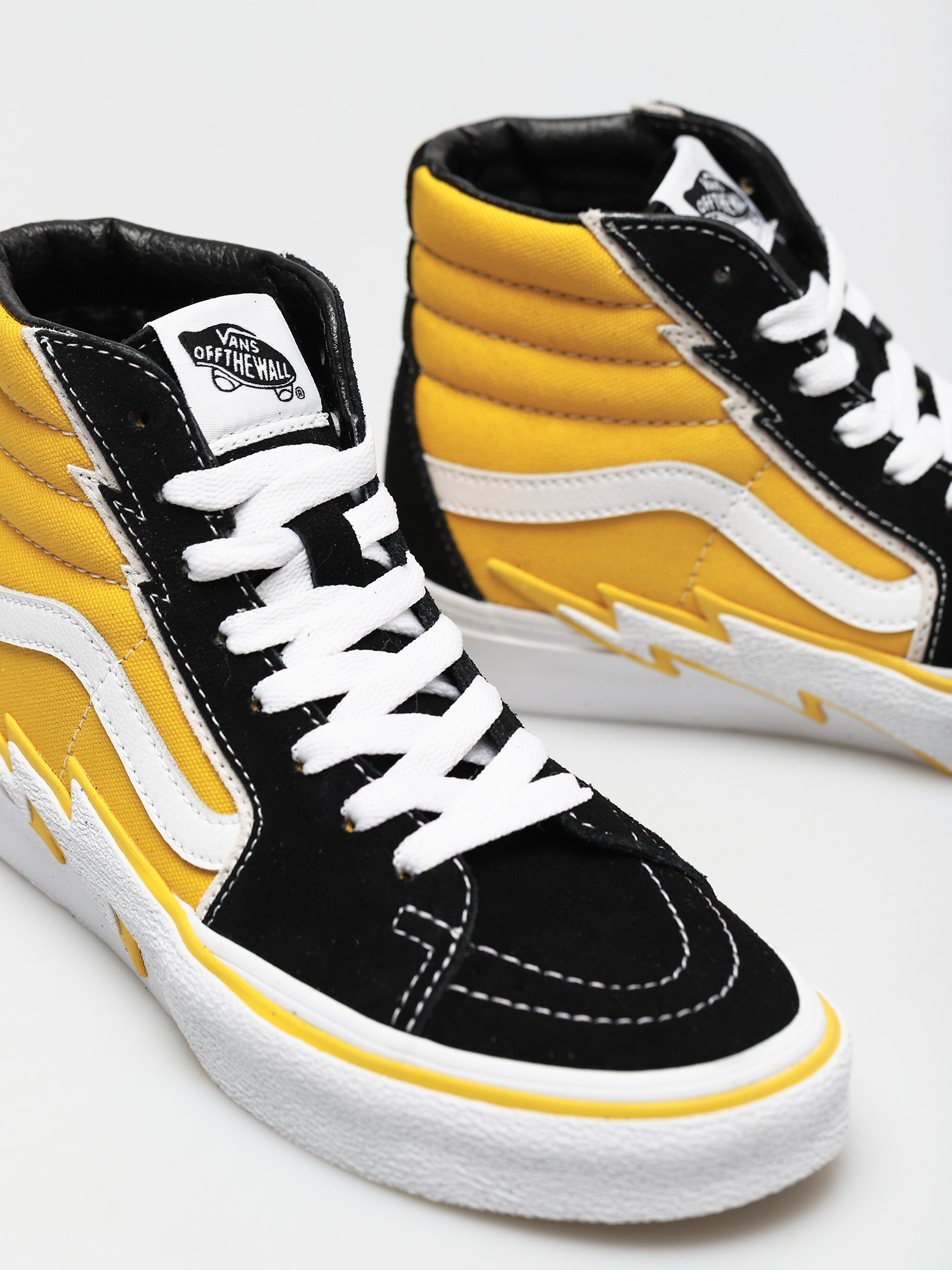 Vans Sk8 Hi Bolt Shoes (freesia/true white)