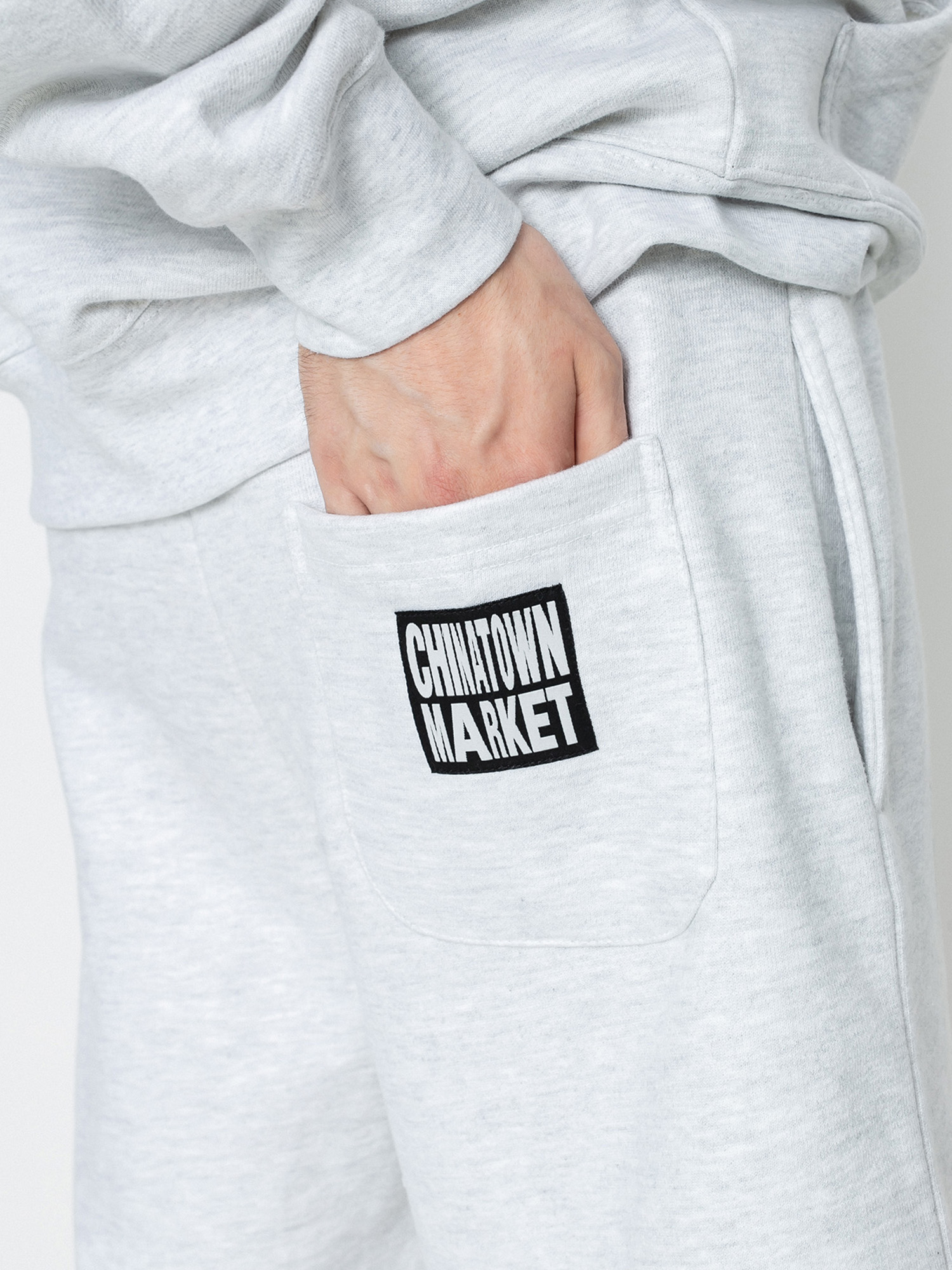 Chinatown Market Watercolor Arc Shorts (ash gray)