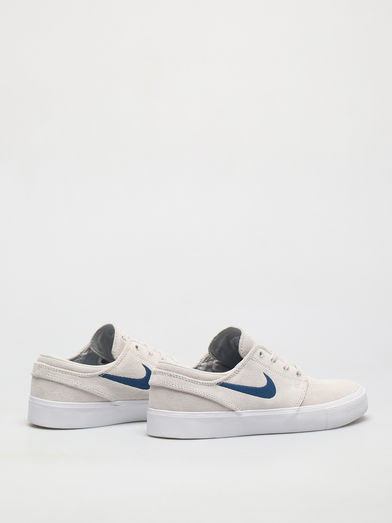 Nike sb janoski air max quilted summit white & thunder blue skate shoes hotsell