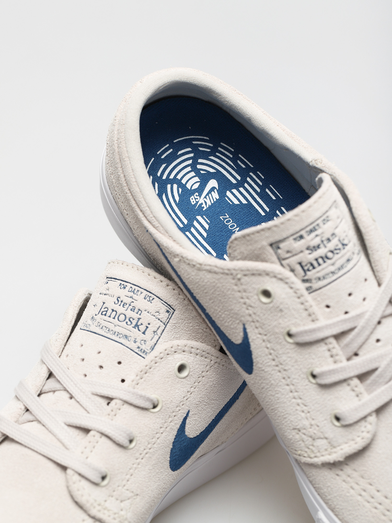 Nike SB Zoom Stefan Janoski RM Shoes (summit white/court blue summit white)