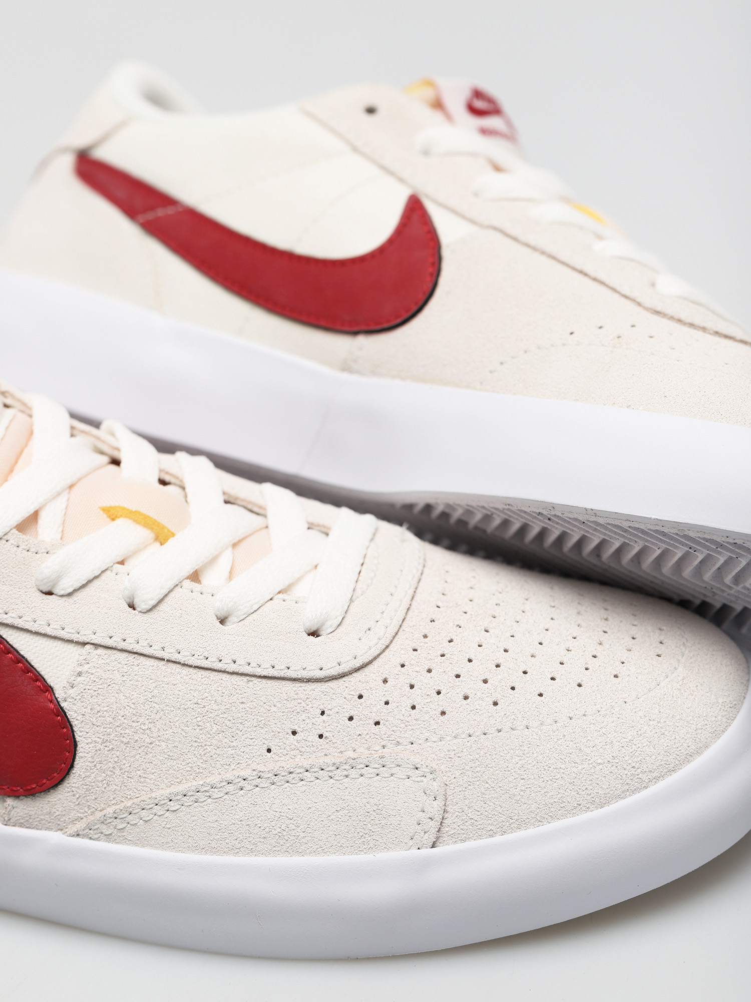 Nike SB Heritage Vulc Shoes (summit white/gym red summit white white)