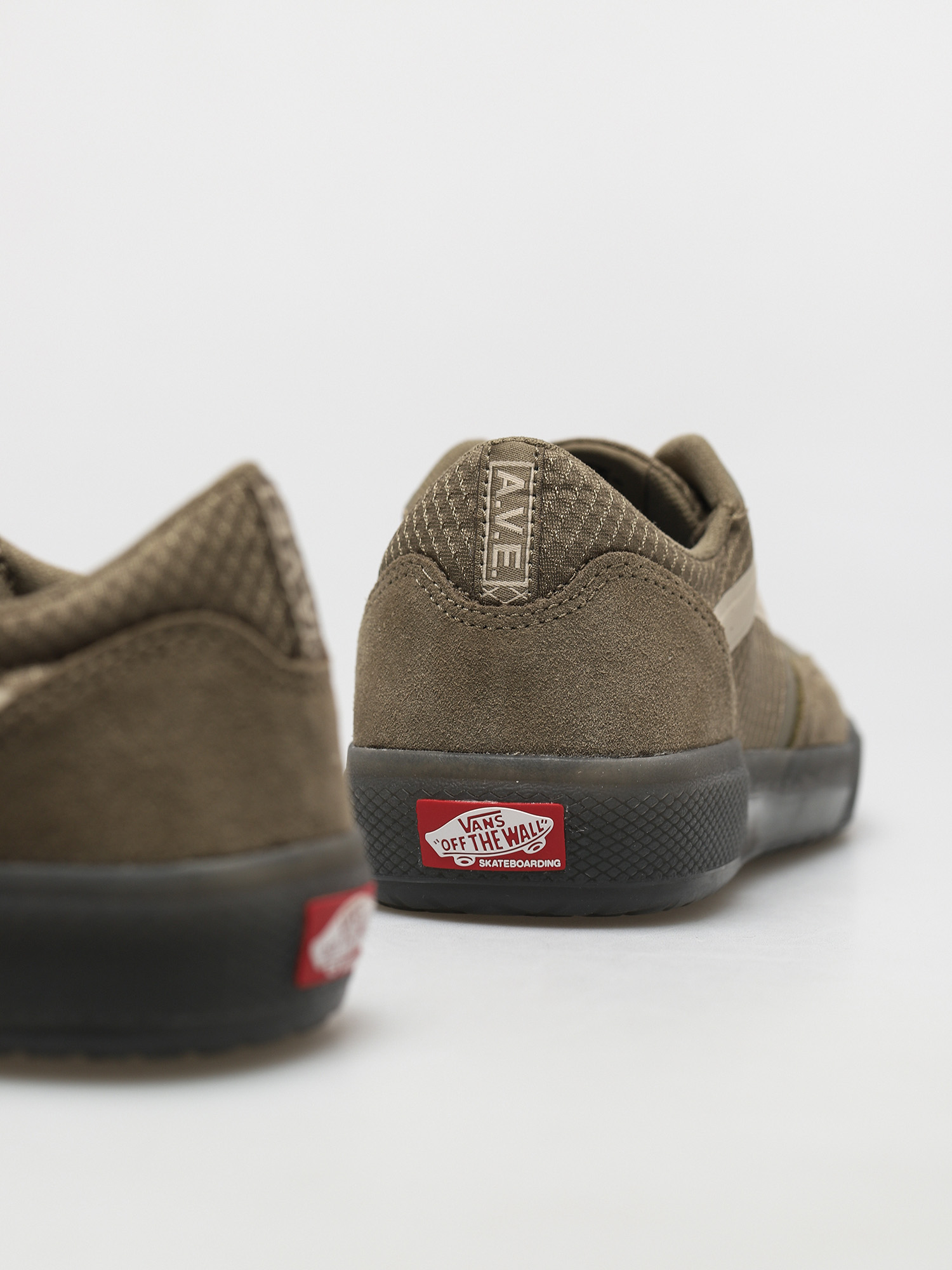 Vans Ave Shoes (covert green)