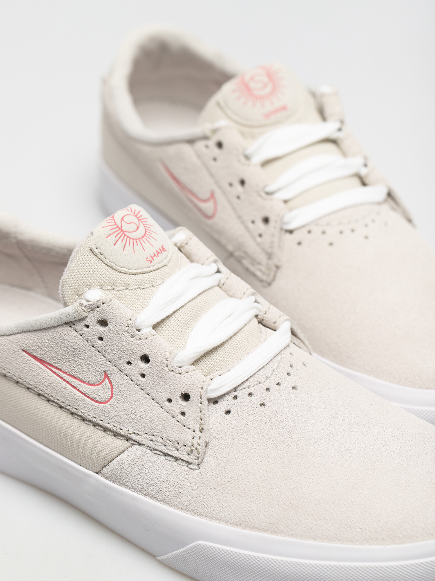 Nike SB Shane Shoes (summit white/pink salt summit white)