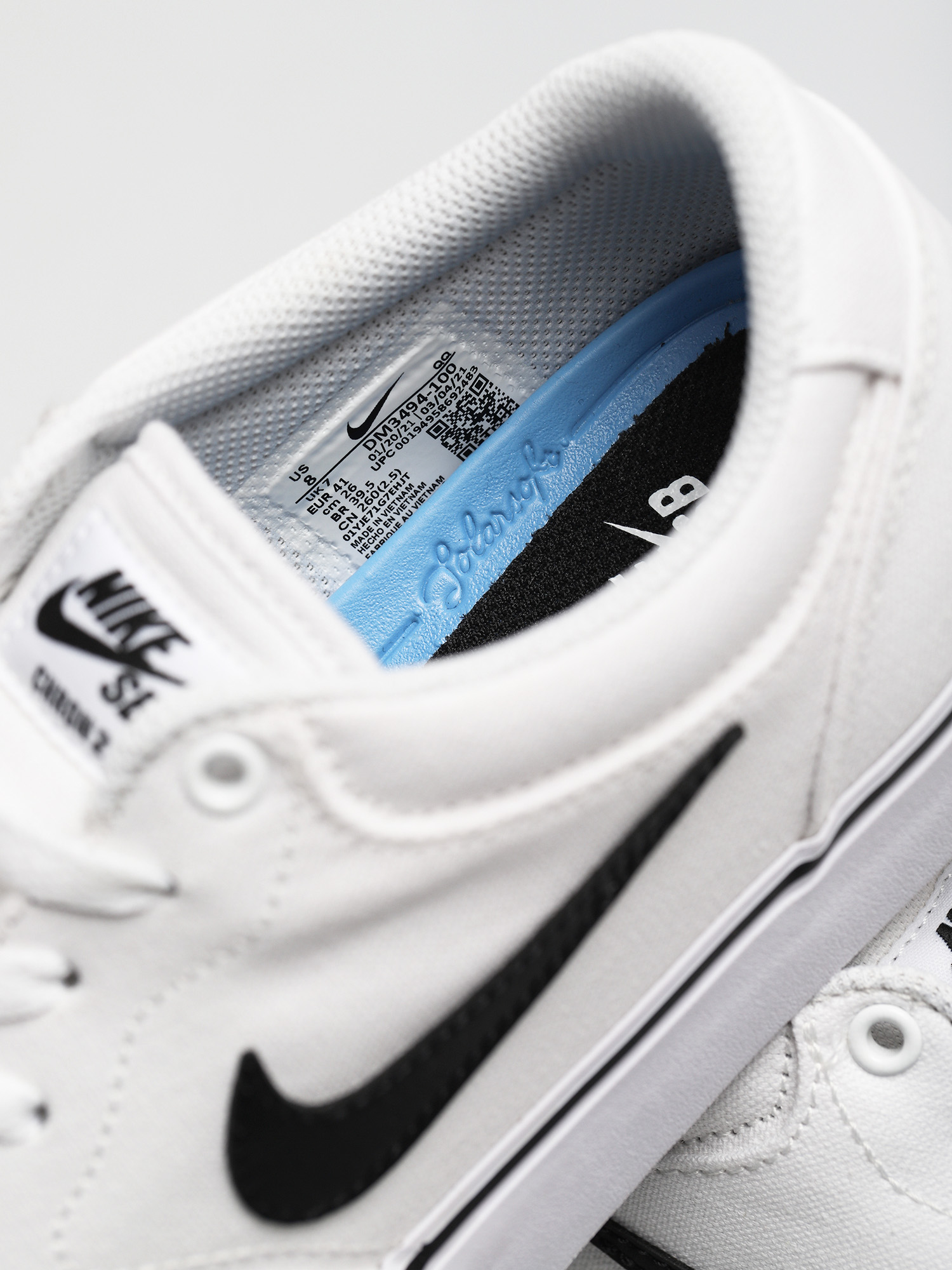 Nike SB Chron 2 Canvas Shoes (white/black white)