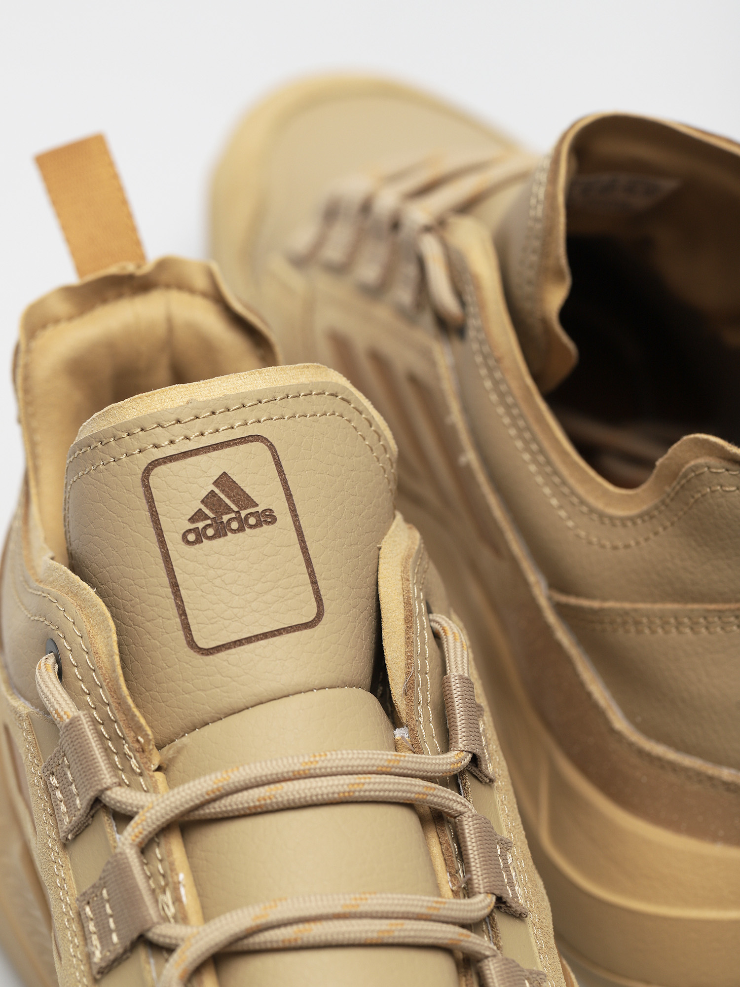 adidas Originals Terrex Hikster Lea Shoes (beiton/mesa/gresix)