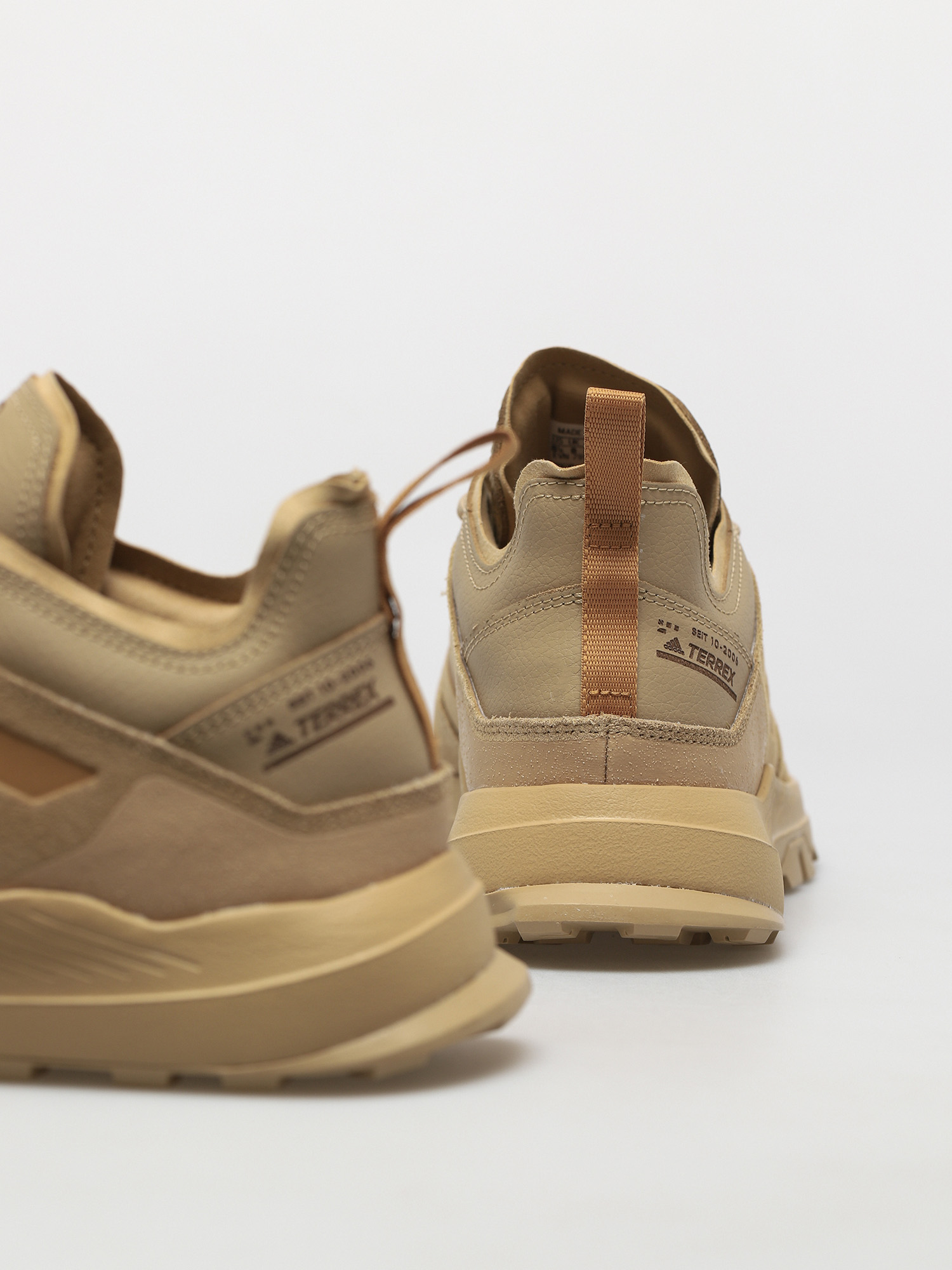 adidas Originals Terrex Hikster Lea Shoes (beiton/mesa/gresix)