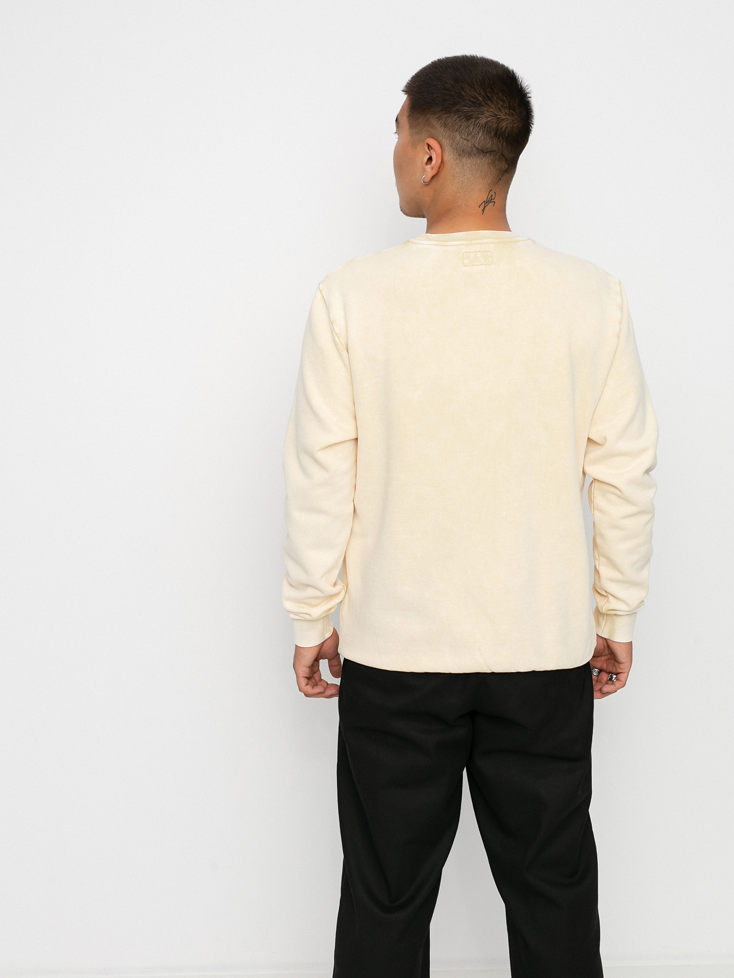 sweatshirt tan