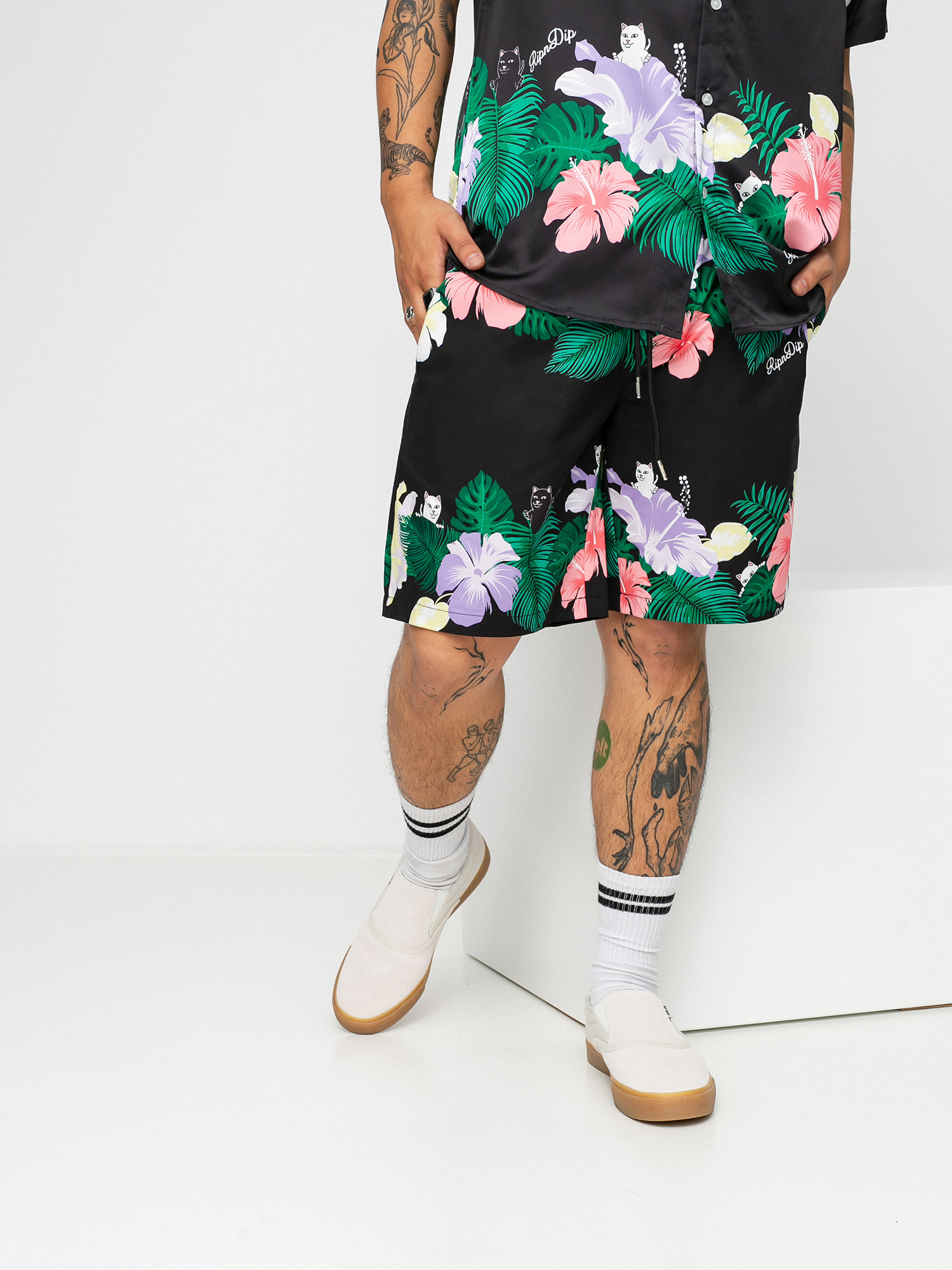 RipNDip Pablo Boardshorts (black)