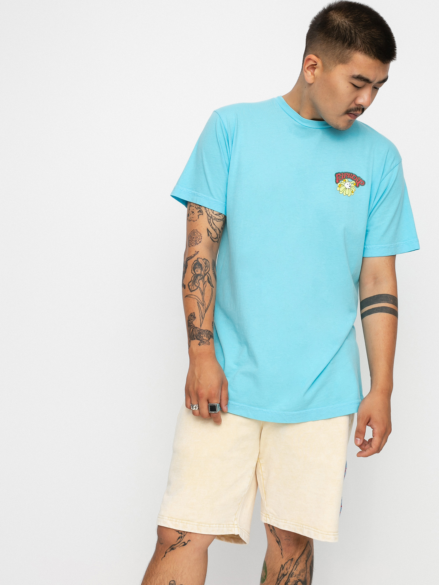 RipNDip Flower Power T-shirt (baby blue)