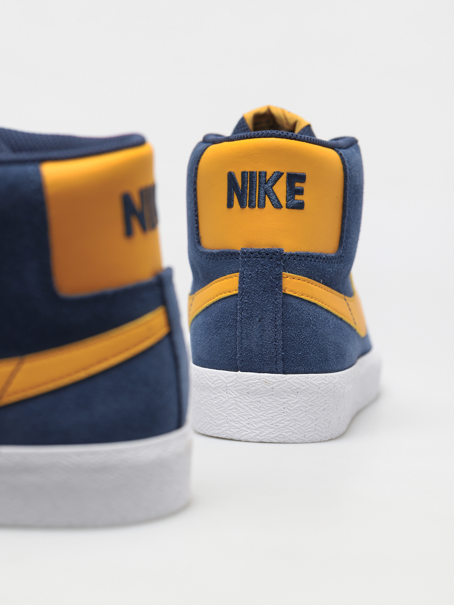 Nike SB Zoom Blazer Mid Shoes (navy/university gold navy white)