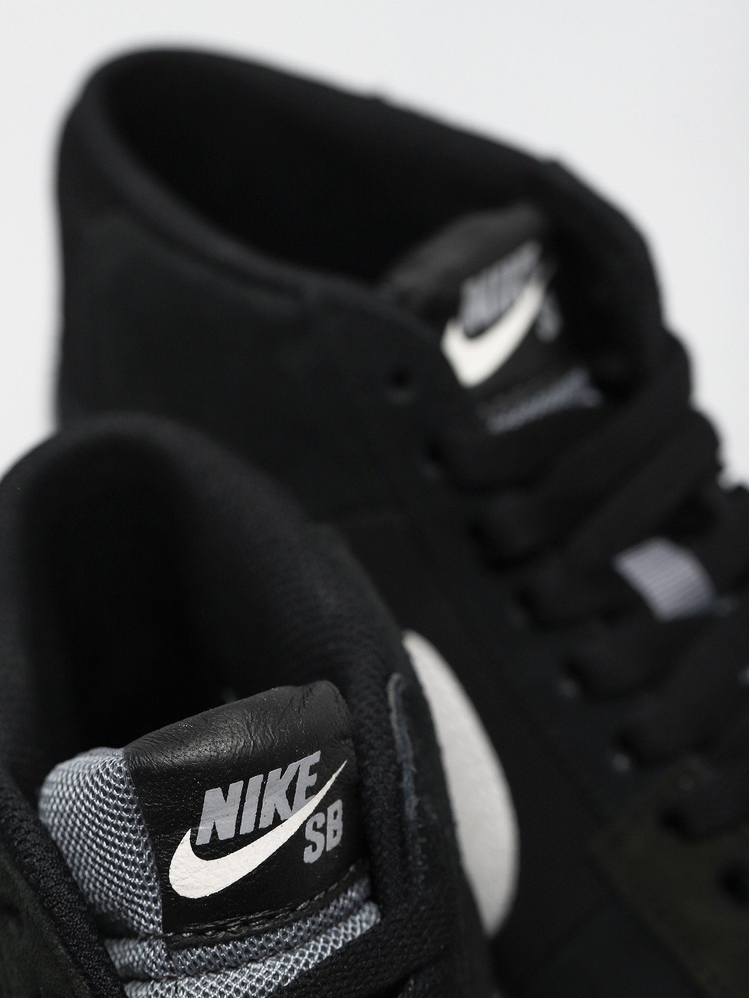 Nike SB Zoom Blazer Mid Premium Shoes (black/white wolf grey cool grey)