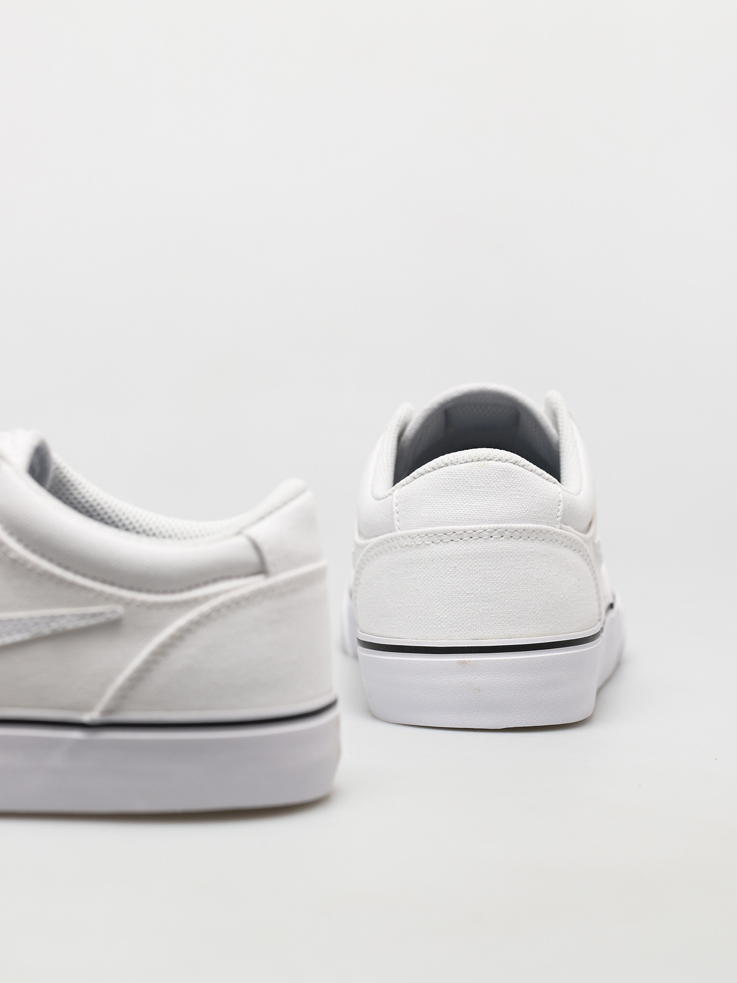 Nike SB Chron 2 Canvas Shoes (white/white white)