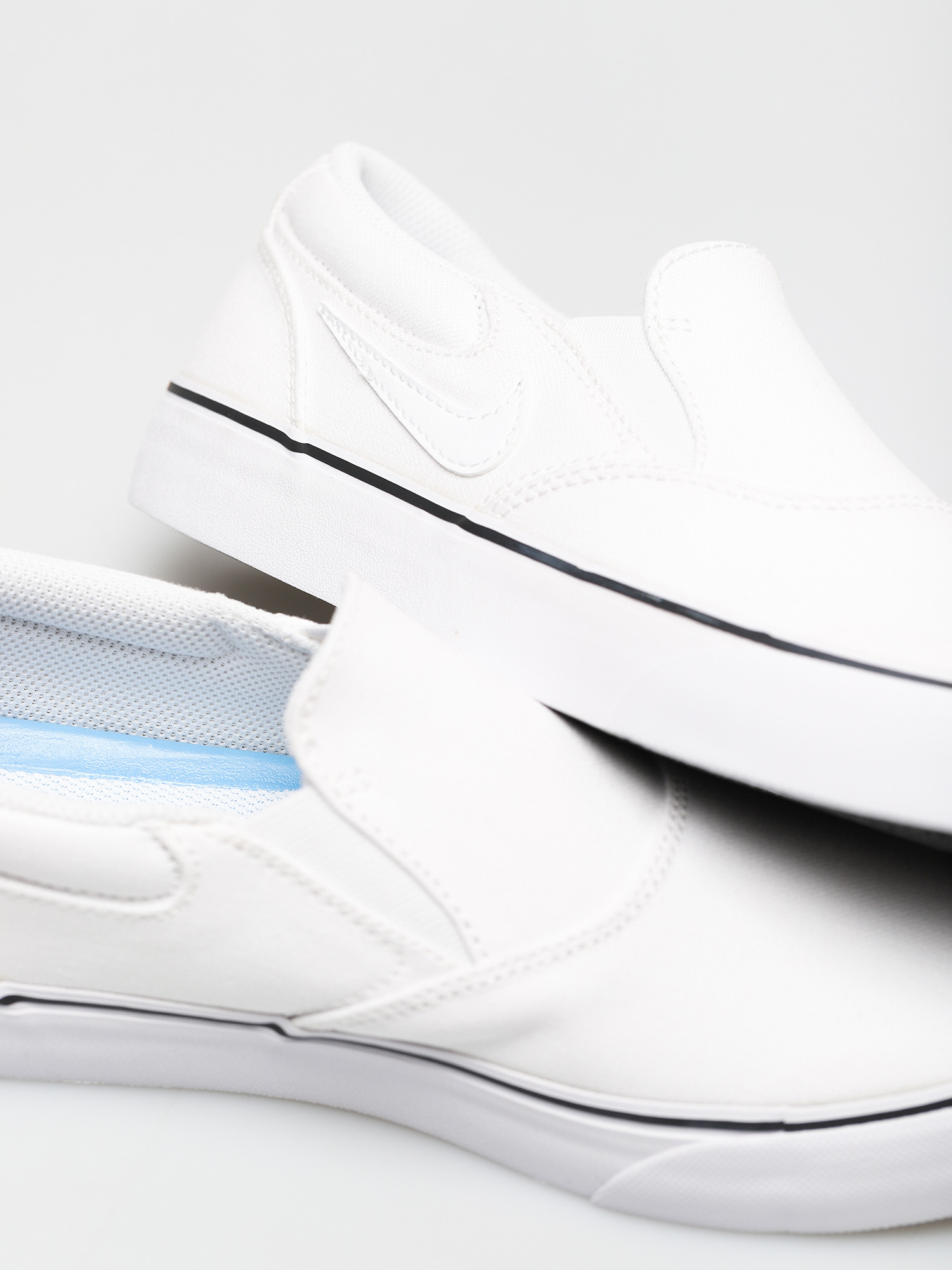 Nike SB Chron 2 Slip Shoes (white/white white black)