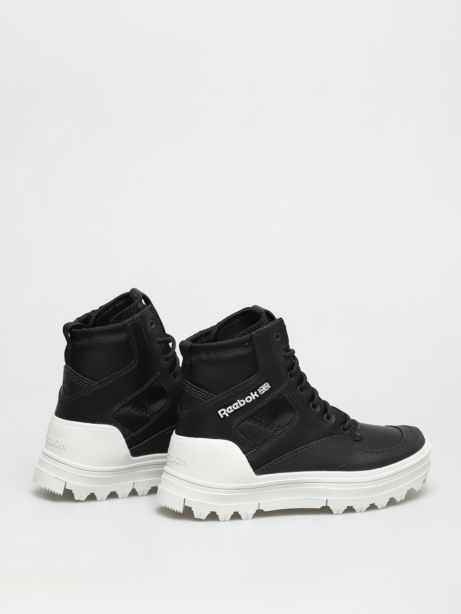 Reebok Club C Cleated Mid Shoes Wmn (nghblk/chalk/ftwwht)