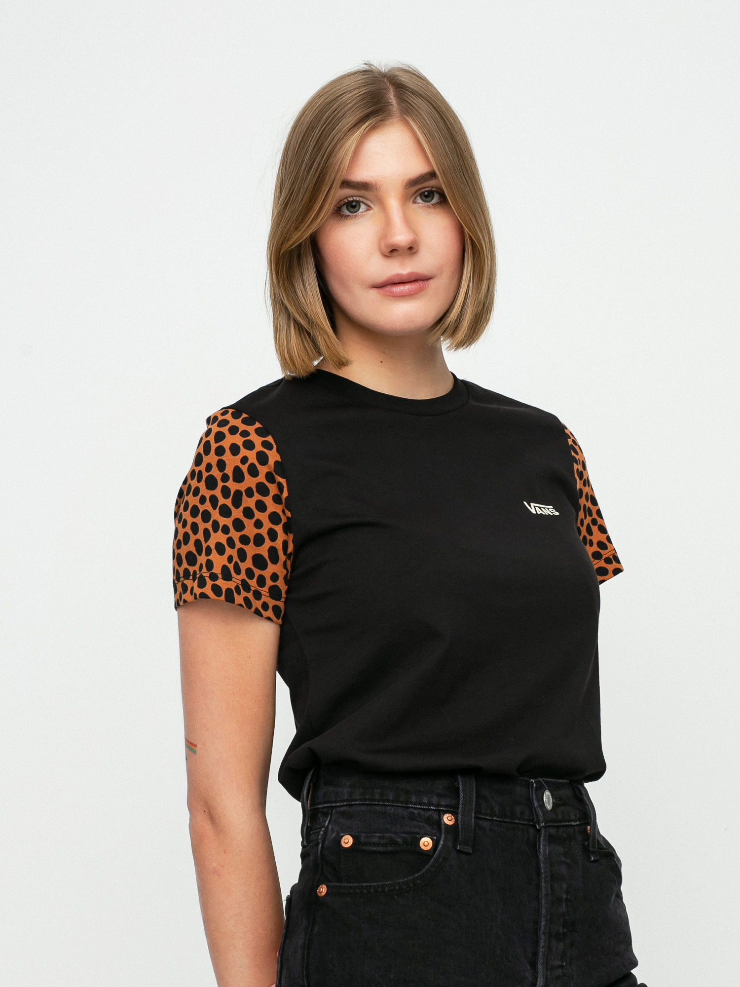 Vans leopard outlet print t shirt