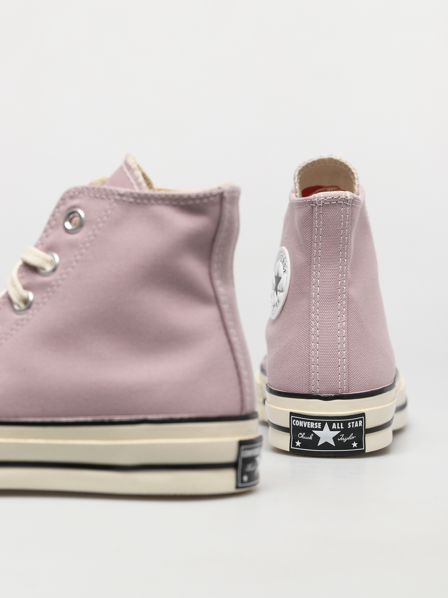 Converse Chuck 70 Hi Shoes (light purple)