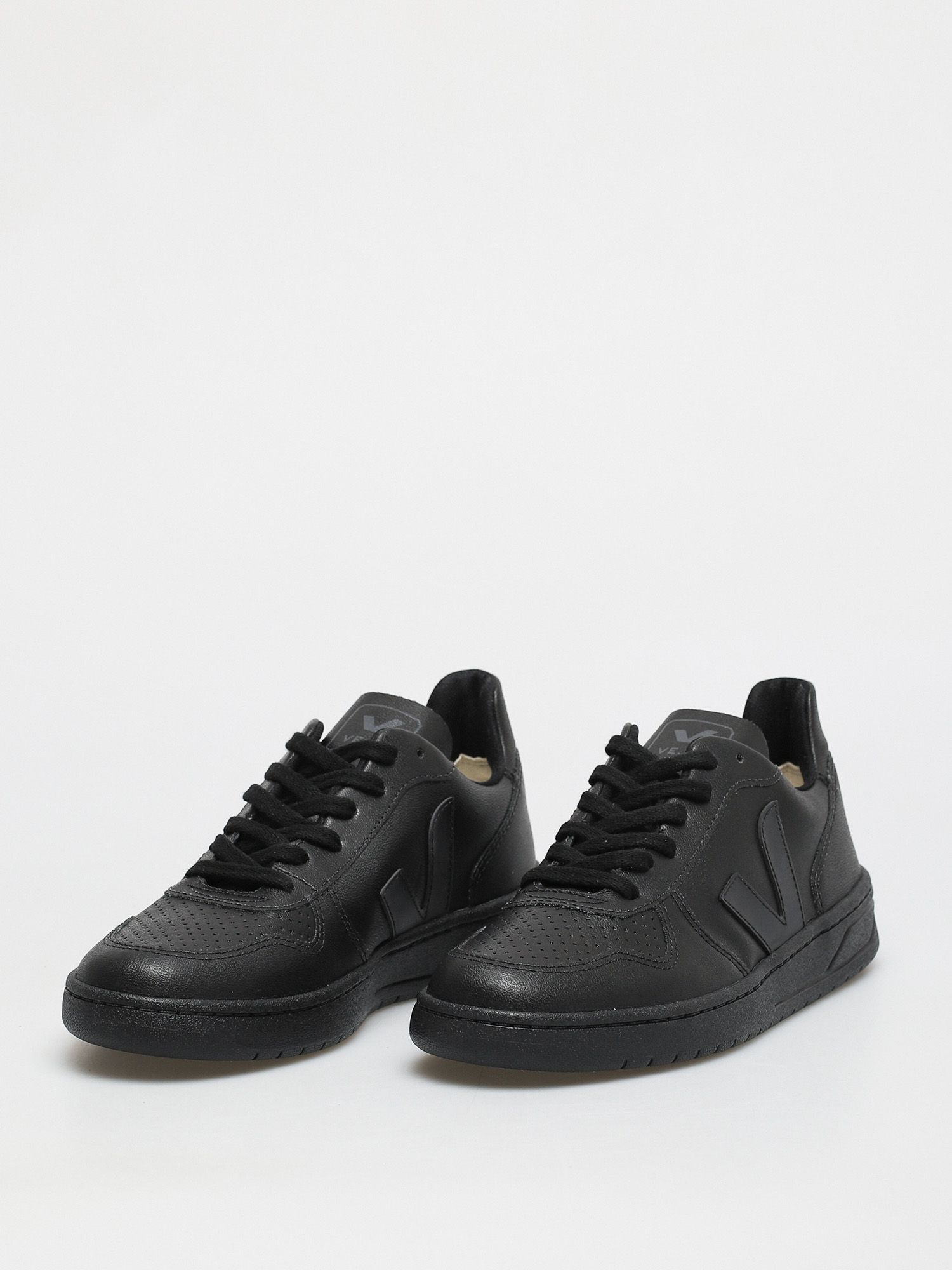 Veja V 10 Shoes (cwl black black sole)