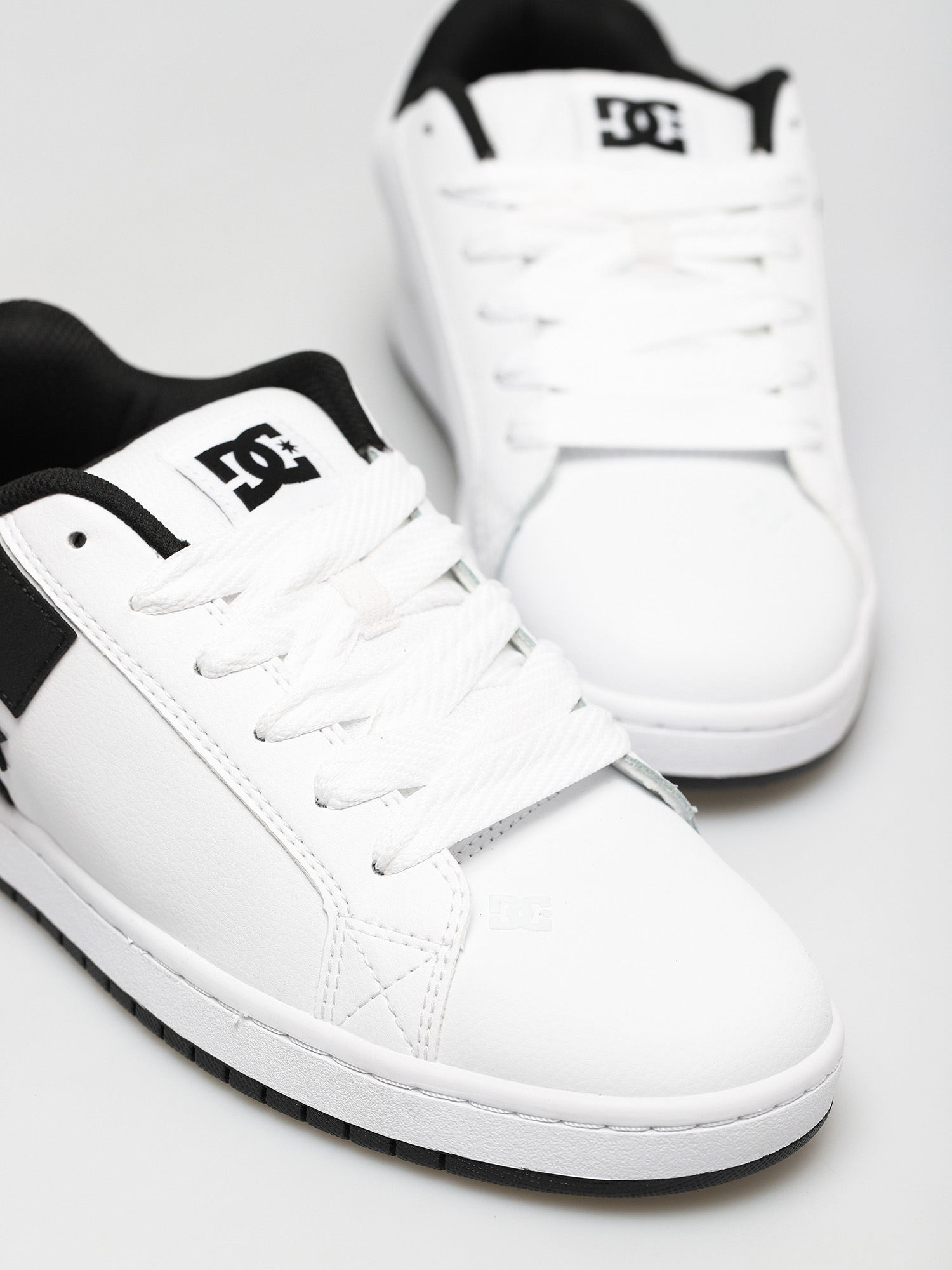 DC Court Graffik Shoes (white/black/black)