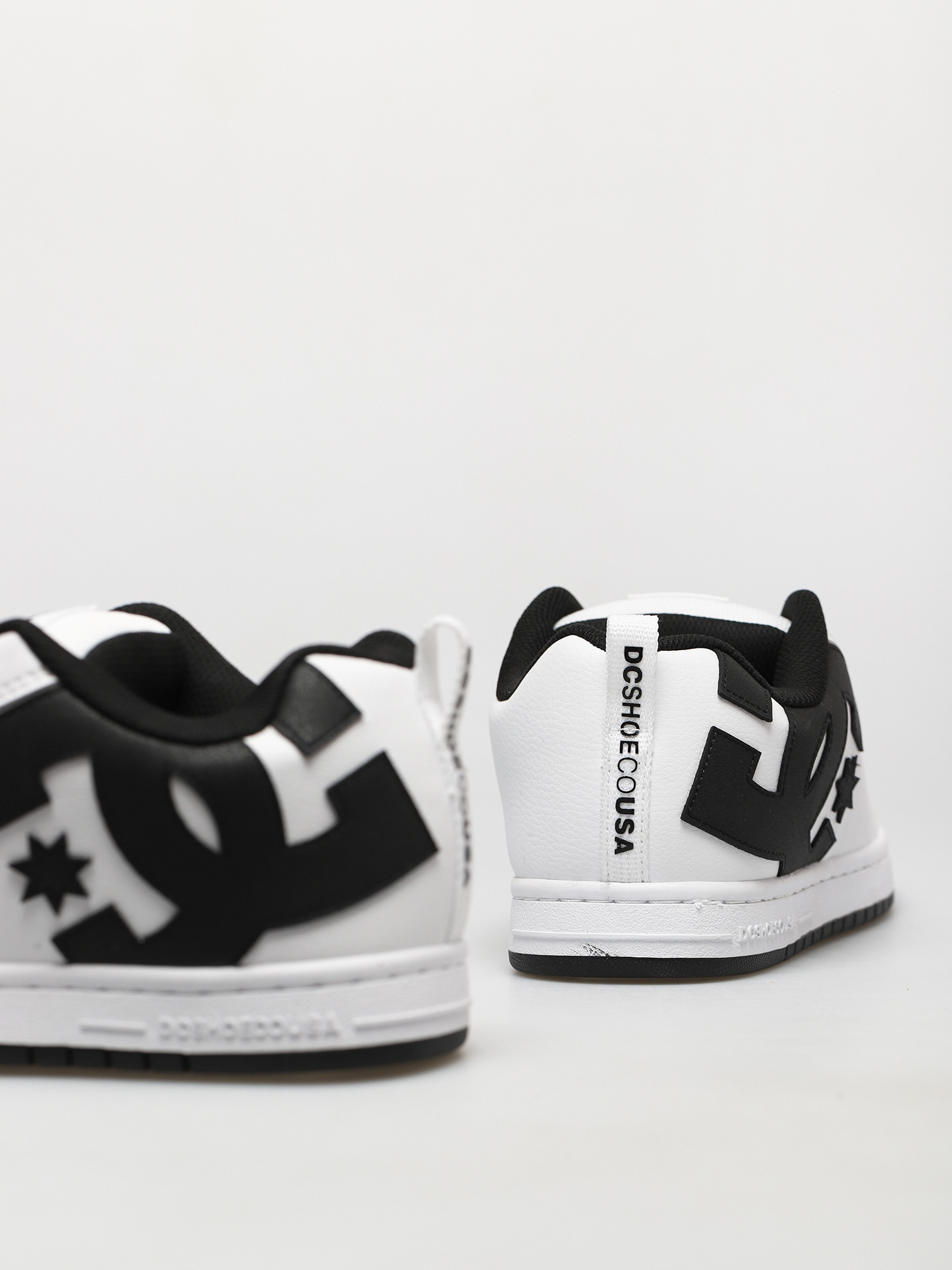 DC Court Graffik Shoes (white/black/black)