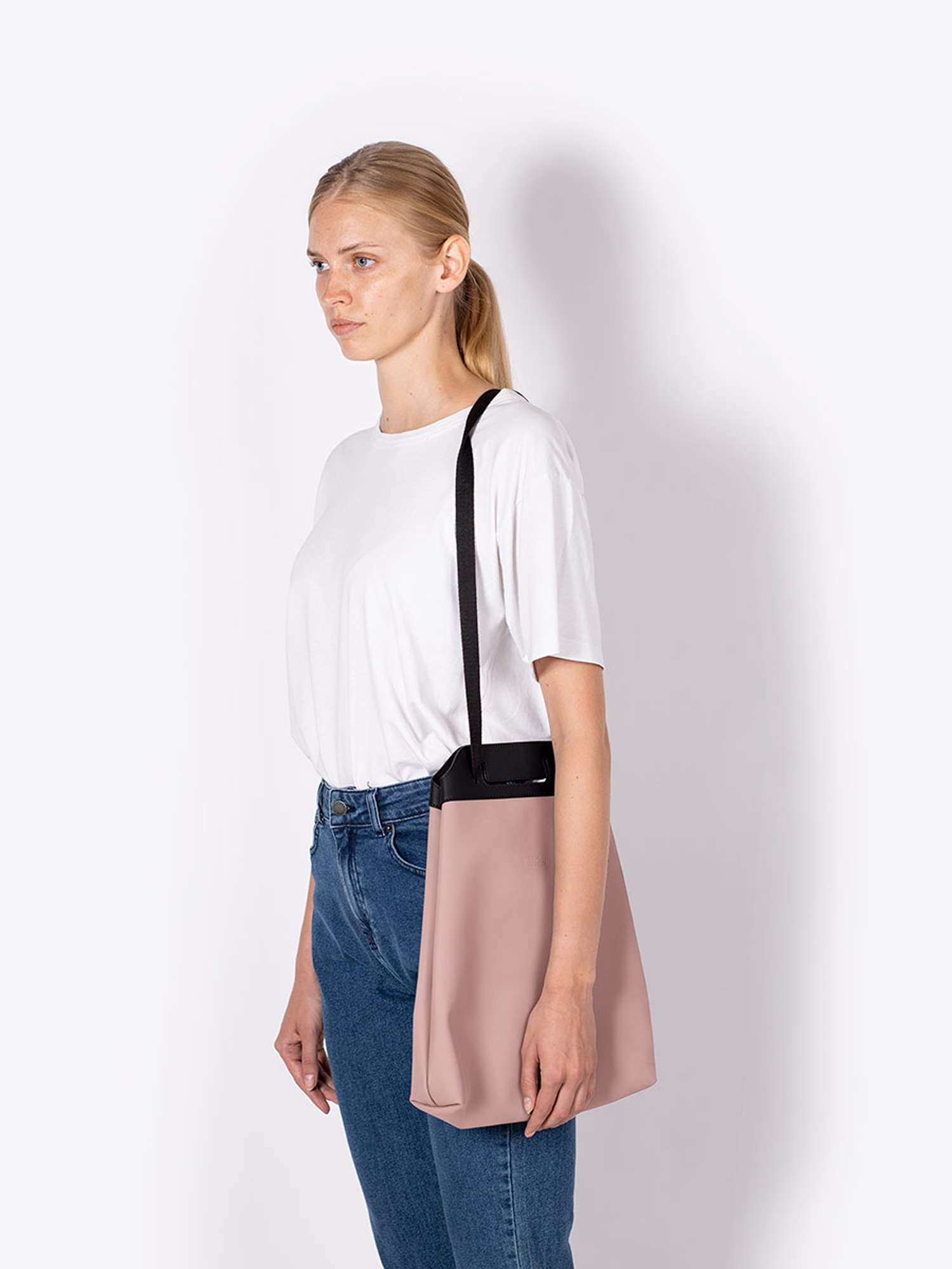 Ucon Acrobatics Una Lotus Schultertasche (rose)