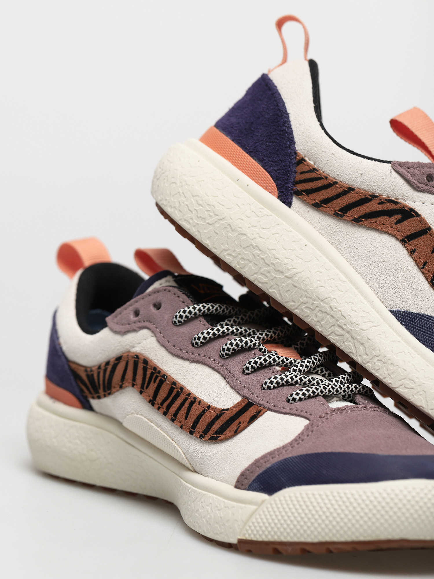 Vans Ultrarange Exo Se Shoes (animal stripes/mltmshmlw)