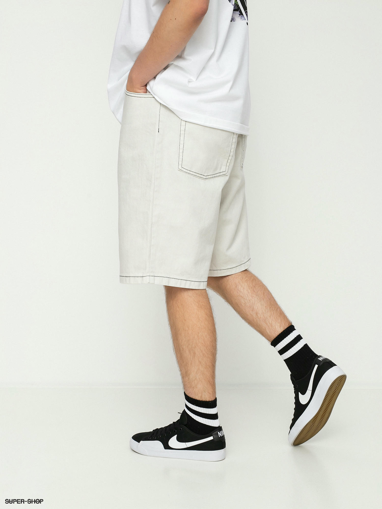 Polar Skate Big Boy Shorts (washed white)