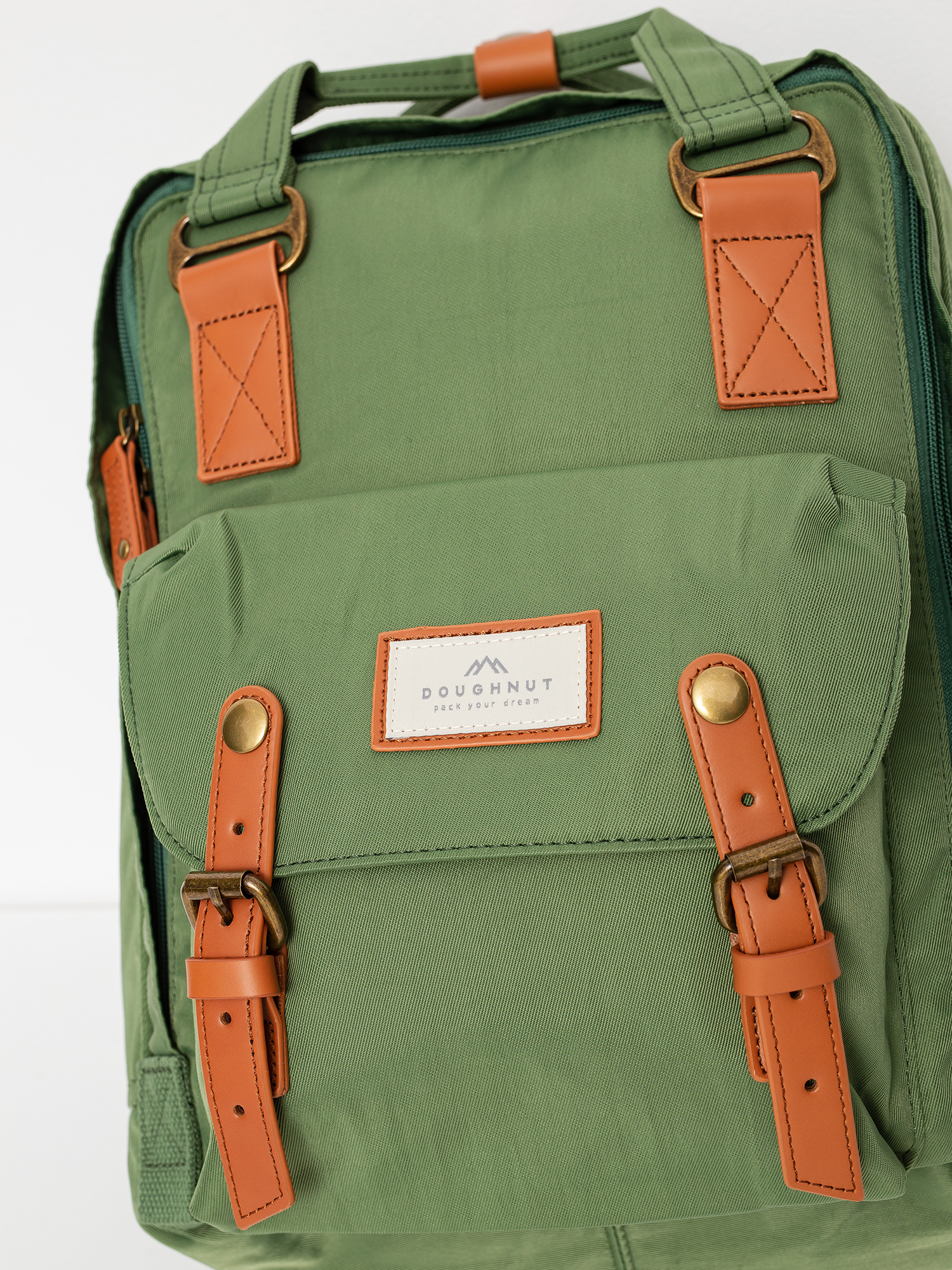 Doughnut Macaroon Rucksack (melon)