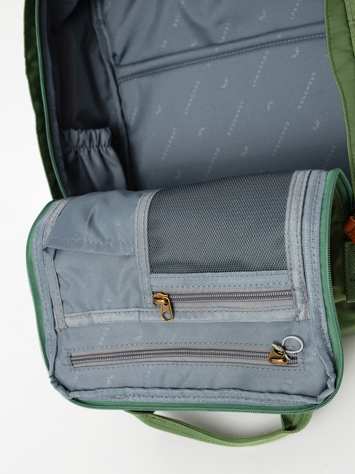 Doughnut Macaroon Rucksack (melon)