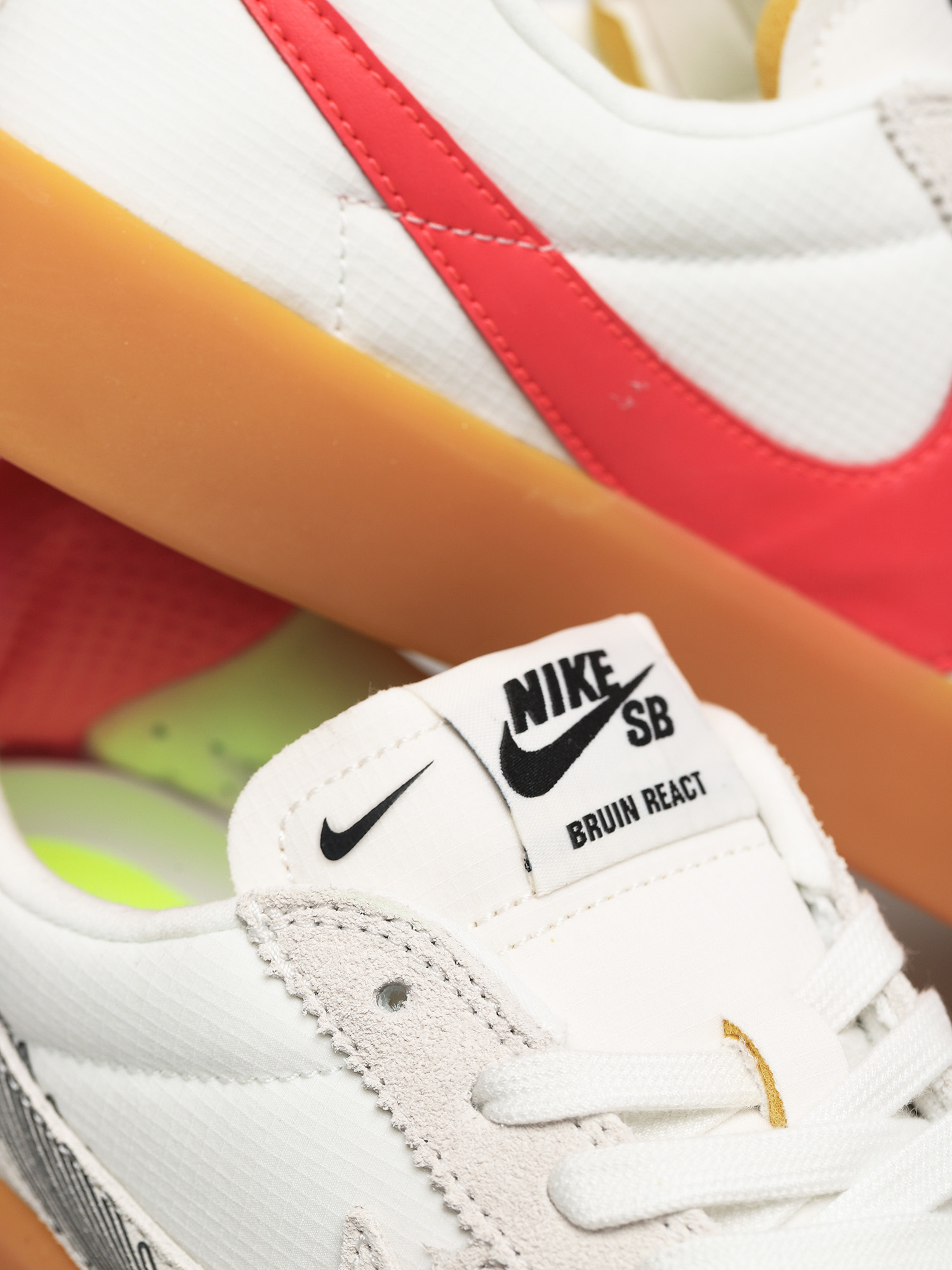 Nike sb bruin discount orange label white