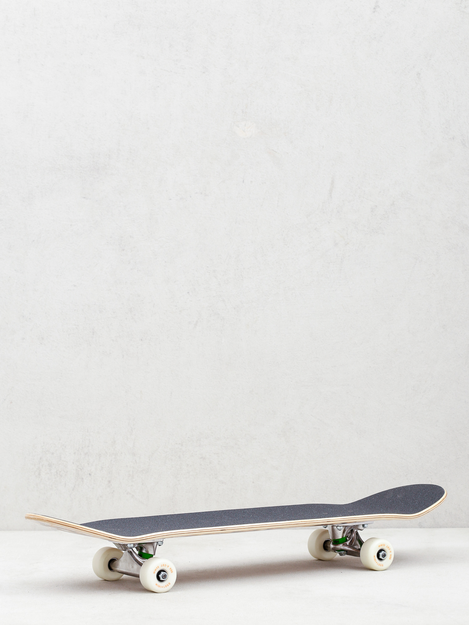 Minilogo Fin Fur & Feather 18 Skateboard (leopard fur)