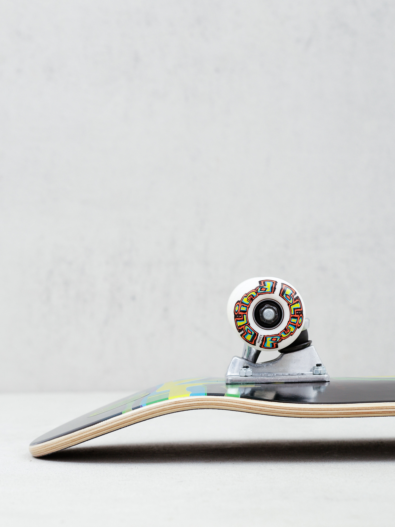 Blind Logo Glitch Skateboard (green/yellow)